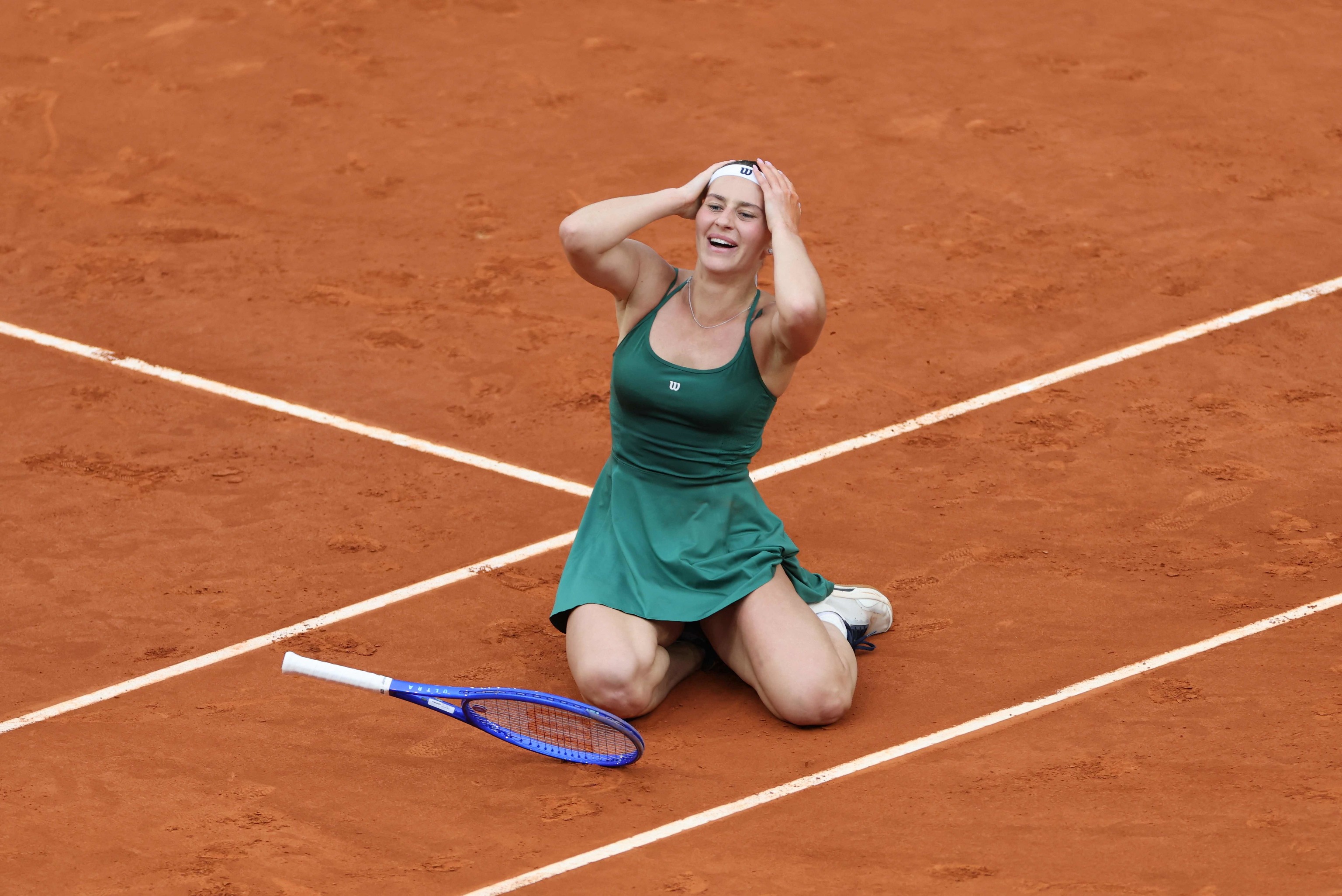 Marta Kostyuk celebra el t�tulo en Madrid.