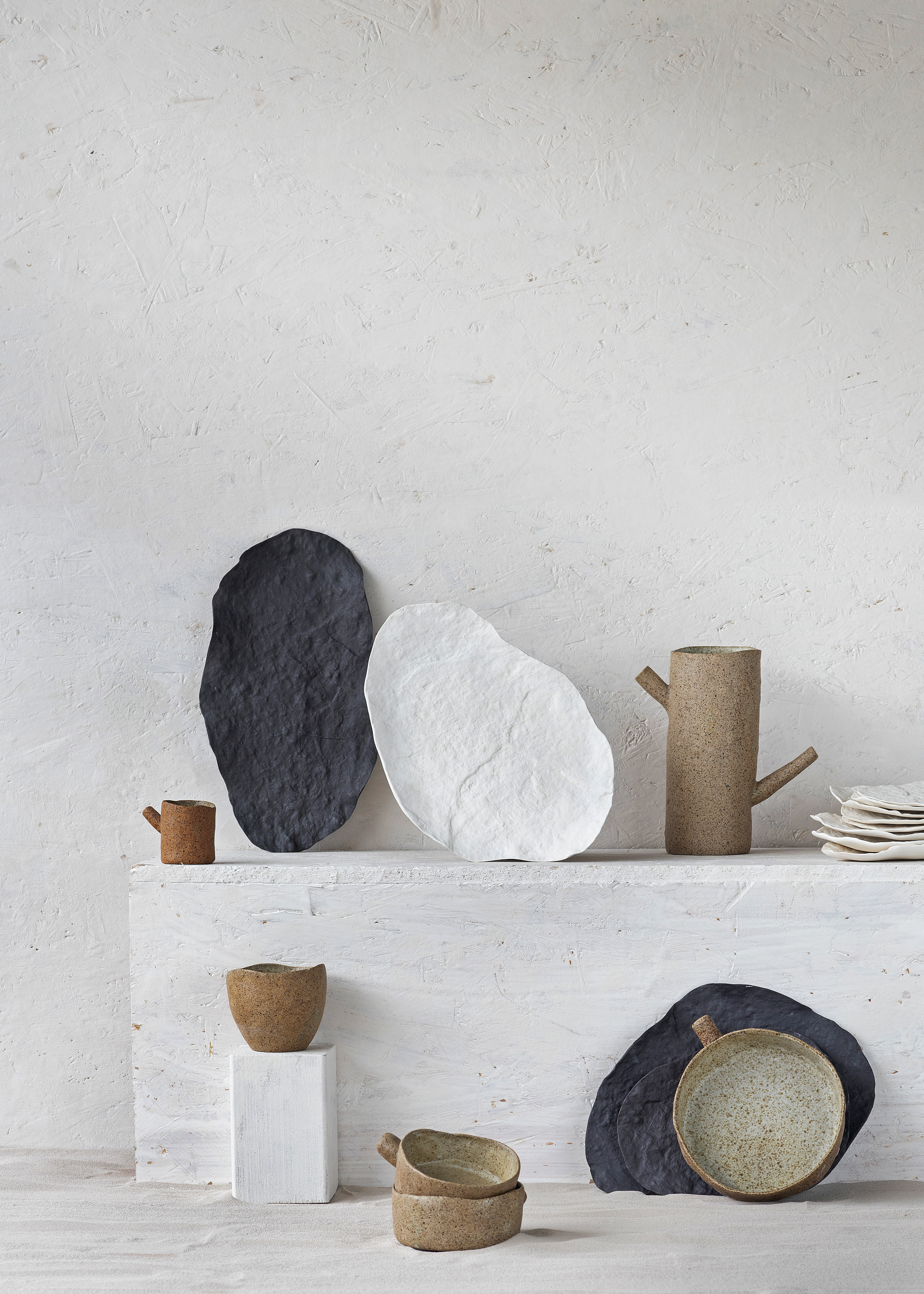 Piezas de la colección 'O bosque interior'. ConCon el juego de café de esta línez, obtuvo el Premio Artesanía de Galicia 2018.