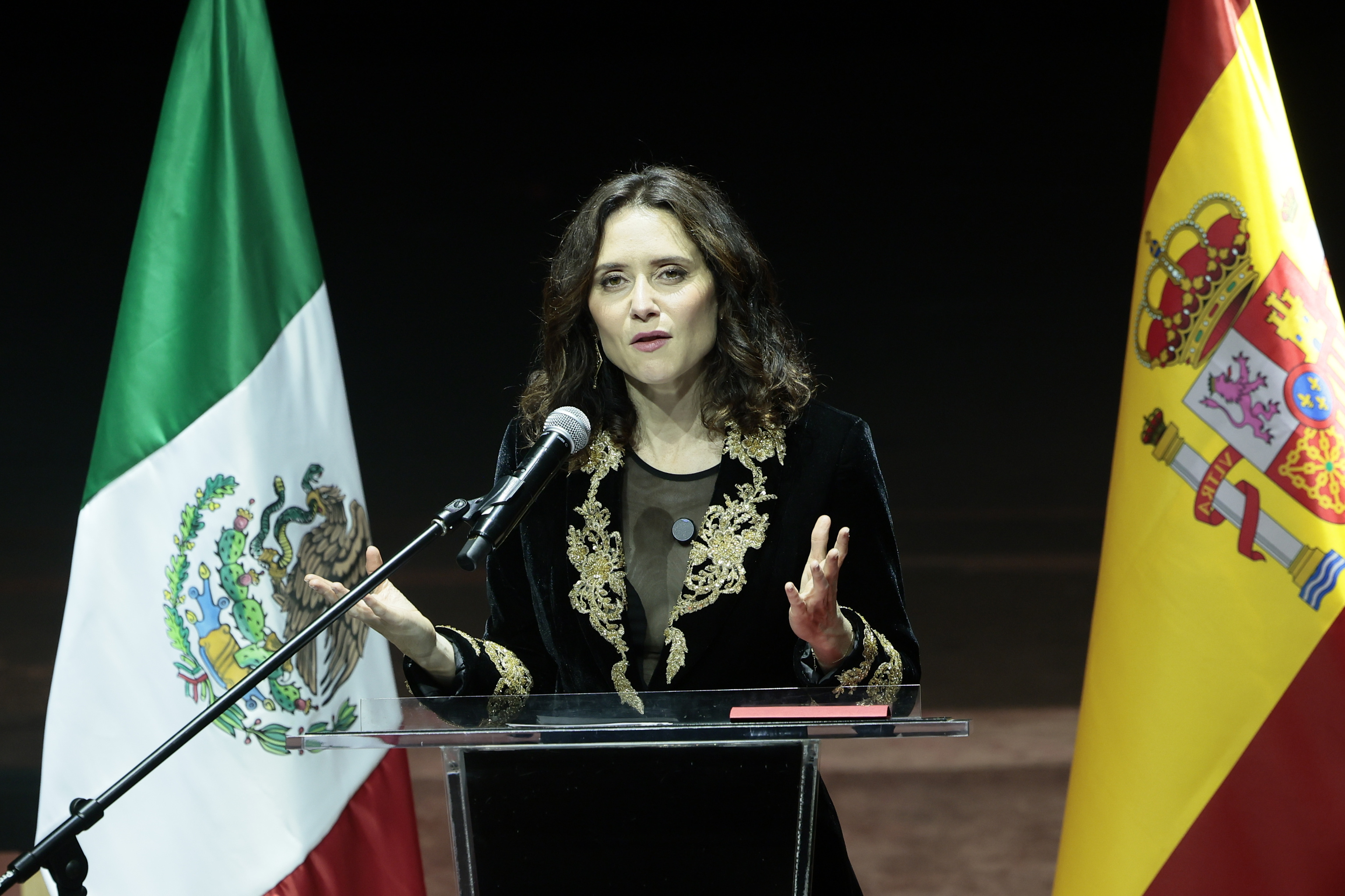 Ayuso, este lunes en el homenaje en Ciudad de M�xico.
