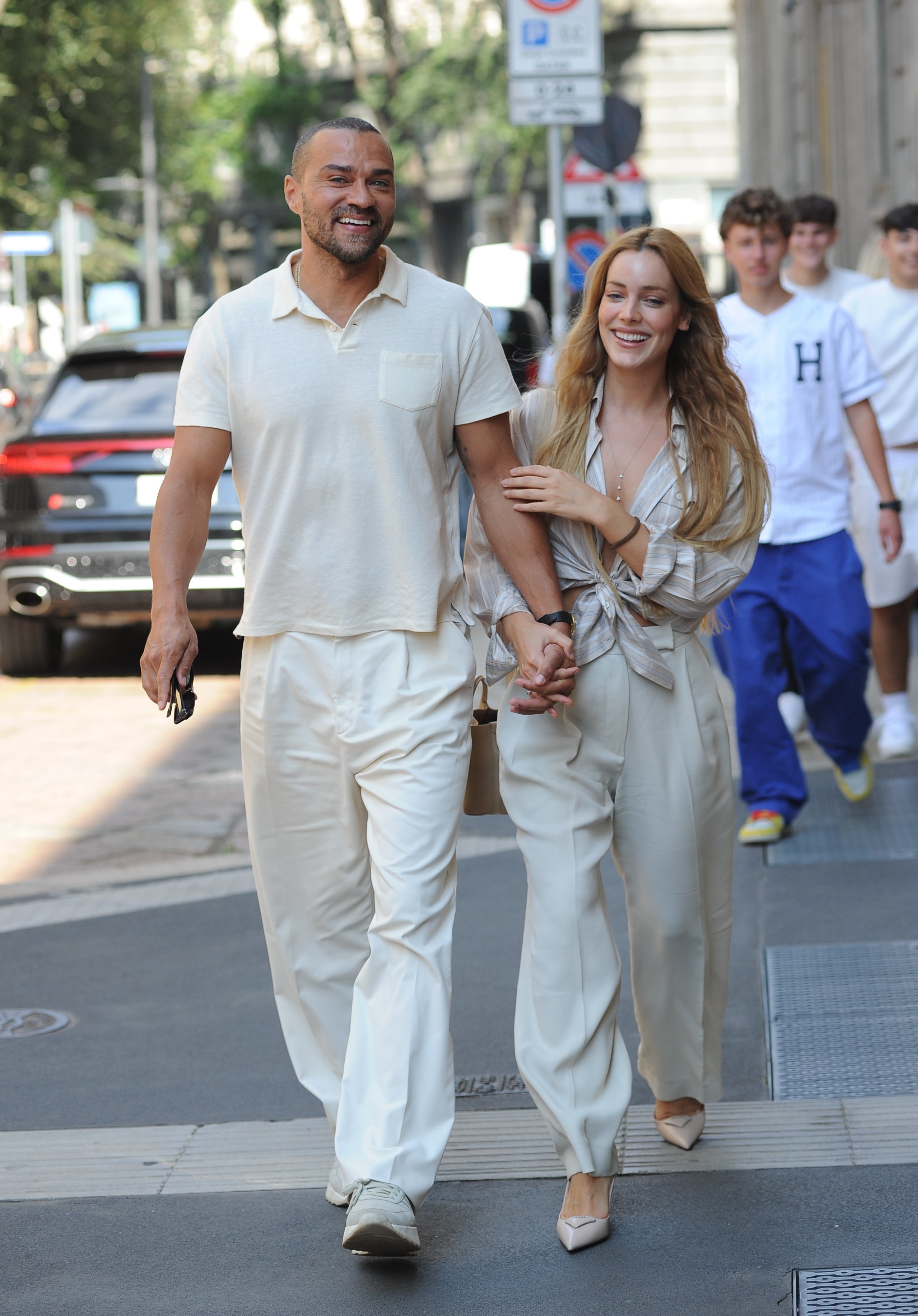 Jesse Williams y Alejandra Onieva.