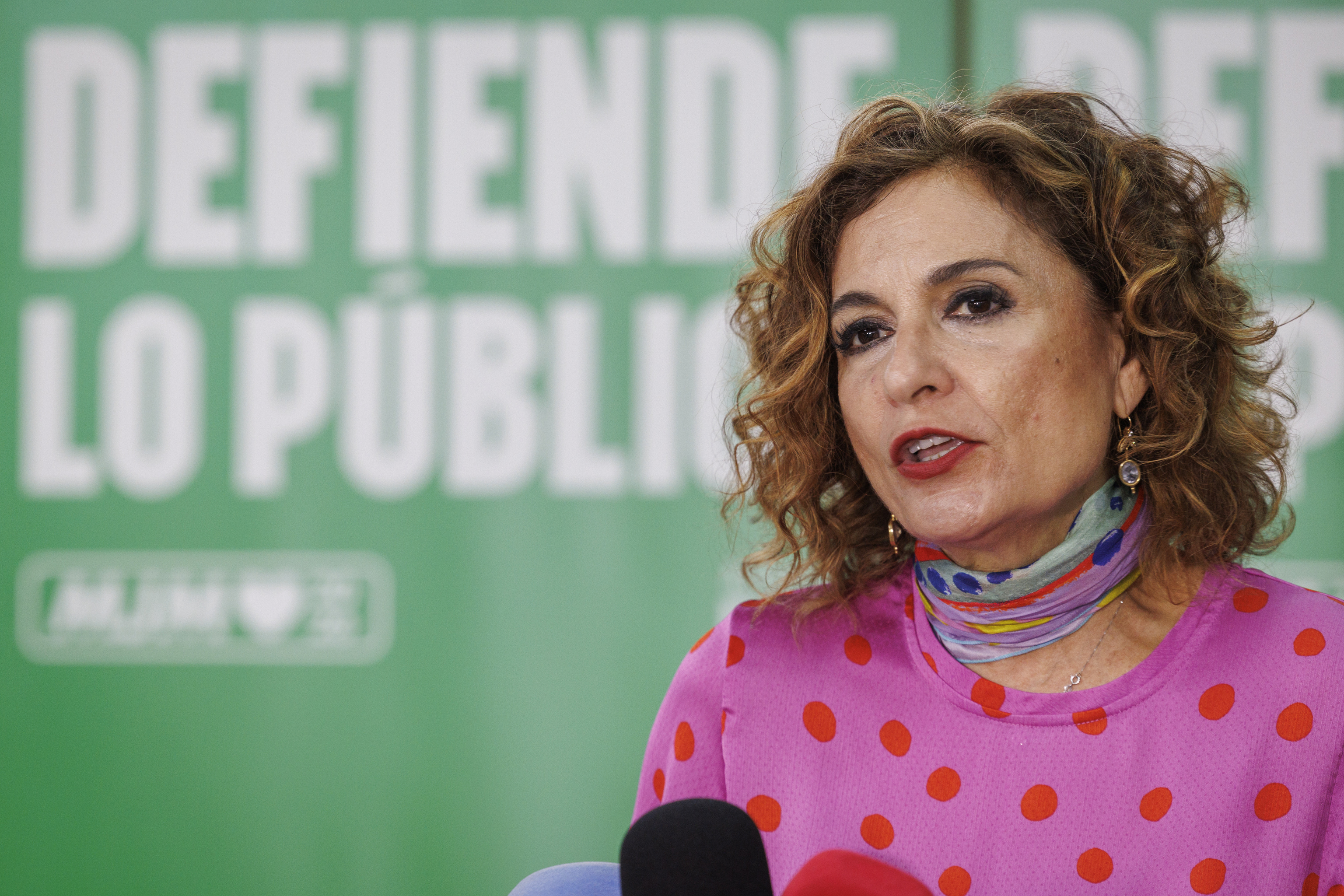 La candidata socialista a la Junta de Andaluc�a y ministra de Hacienda en la �poca de los hechos criticados por el Tribunal de Cuentas