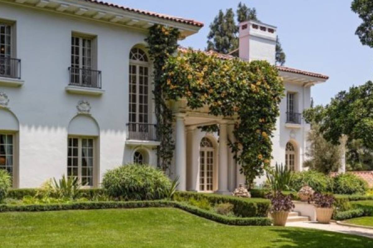 Exterior de la mansi�n de Angelina Jolie, en una imagen de archivo