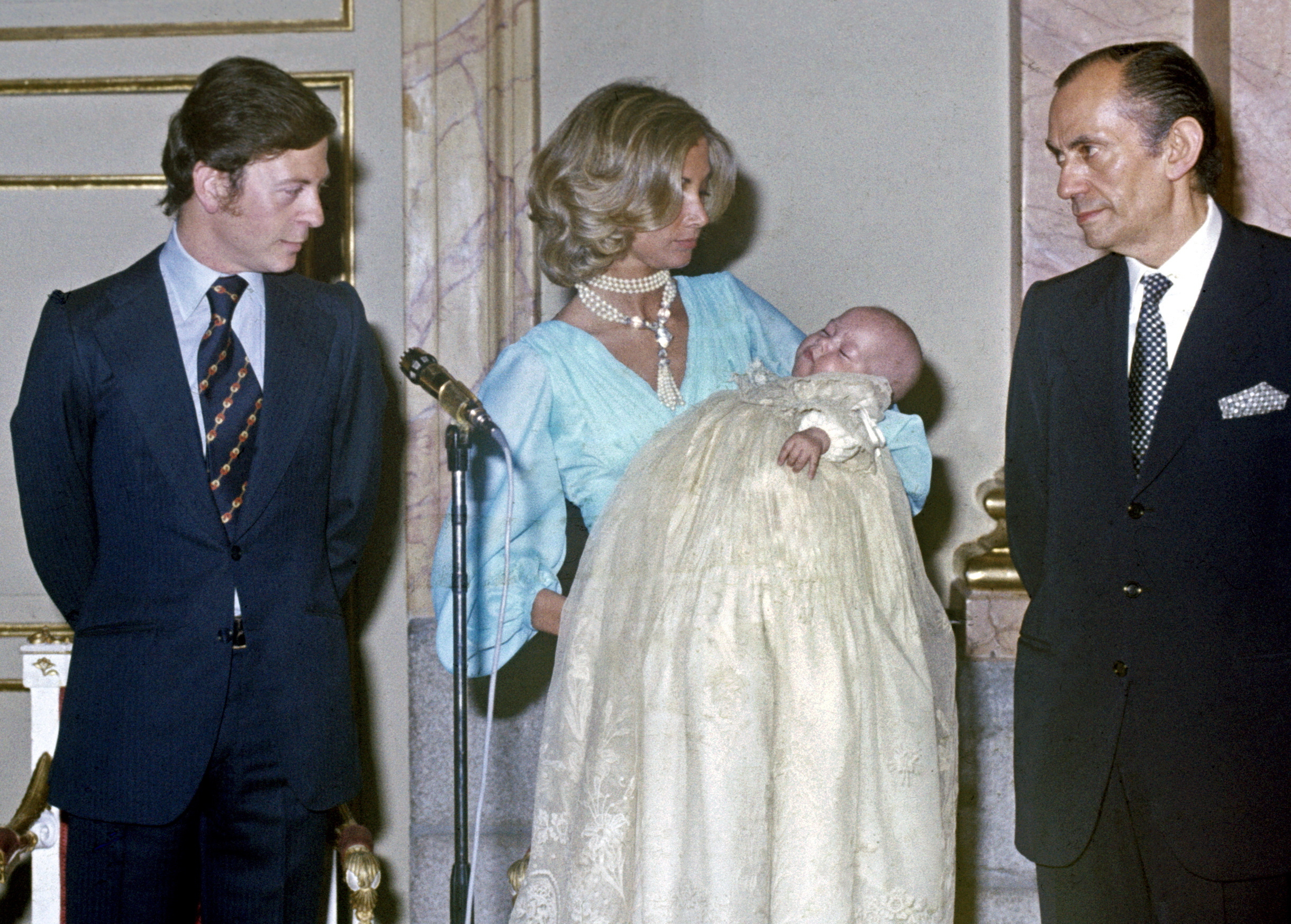 Javier Ardid y Mariola en el bautizo de su hijo, Francisco de Borja