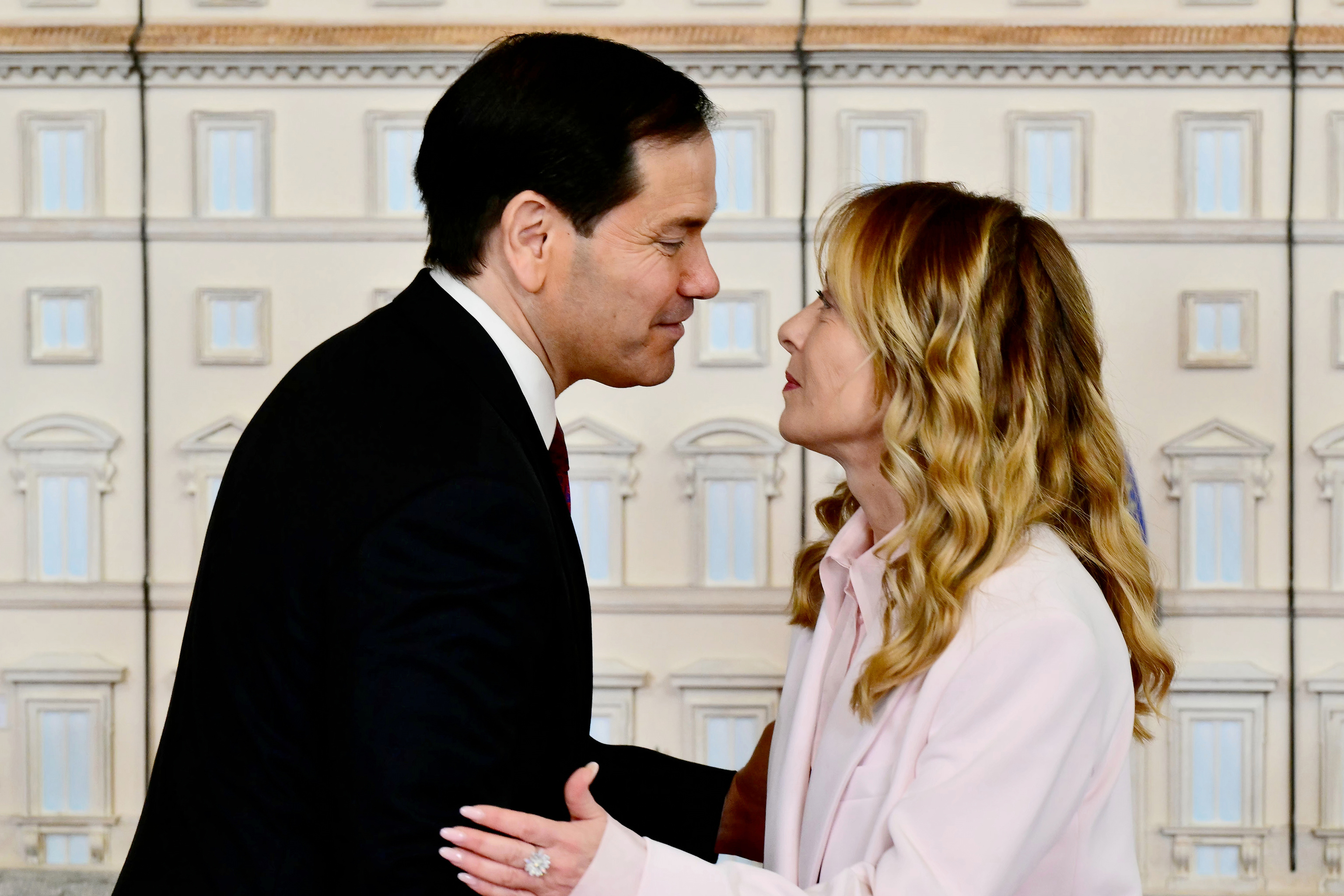 El secretario de Estado de EEUU, Marco Rubio, y la primera ministra, Giorgia Meloni, en Roma.