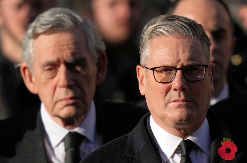 Imagen de archivo de Starmer junto a Gordon Brown.