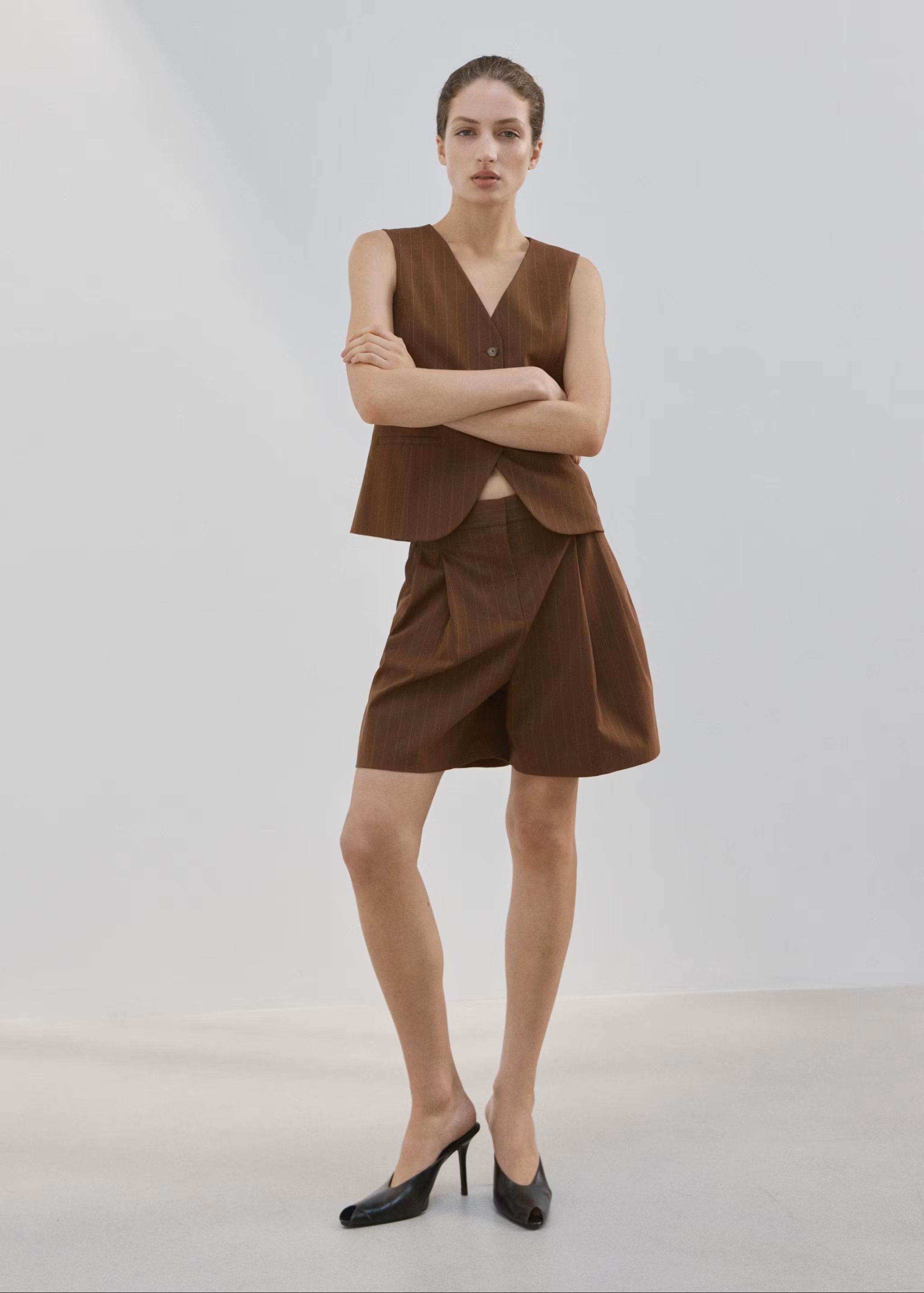 8 looks con bermudas que demuestran por qu� es el pantal�n m�s elegante de la temporada
