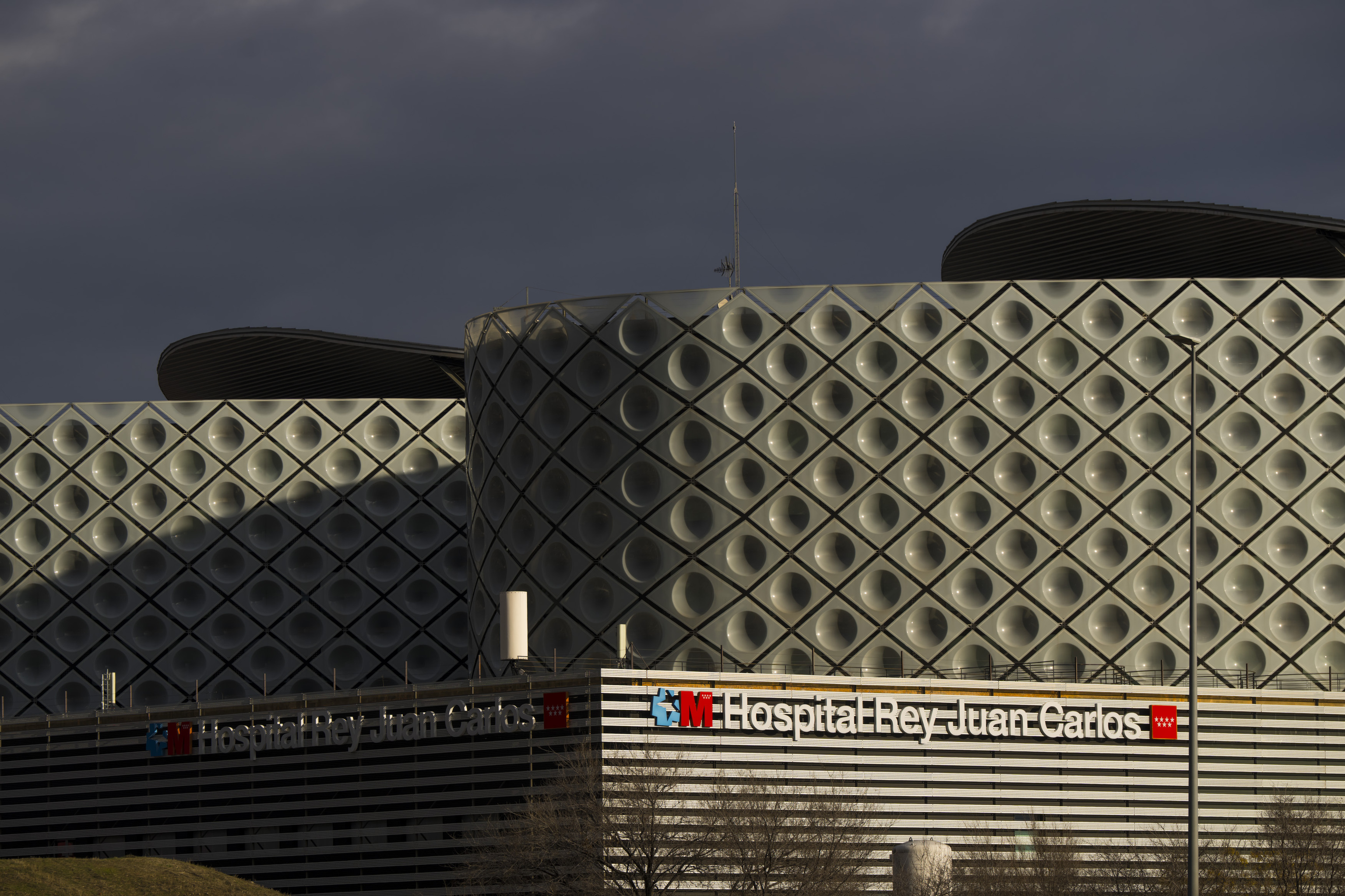 Fachada del Hospital Universitario Rey Juan Carlos (M�stoles).