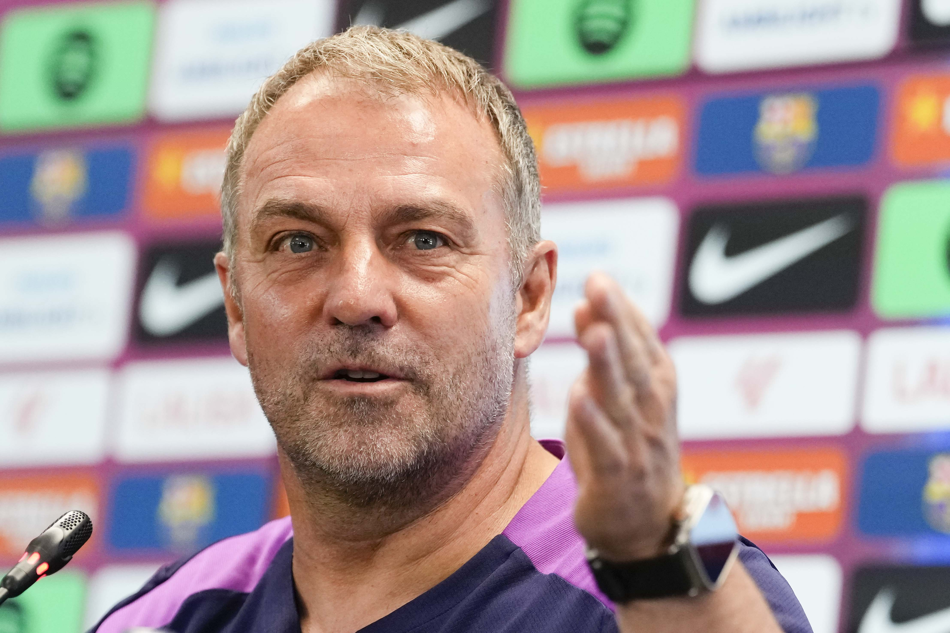 Hansi Flick, entrenador del Barcelona, durante la rueda de prensa de este martes.