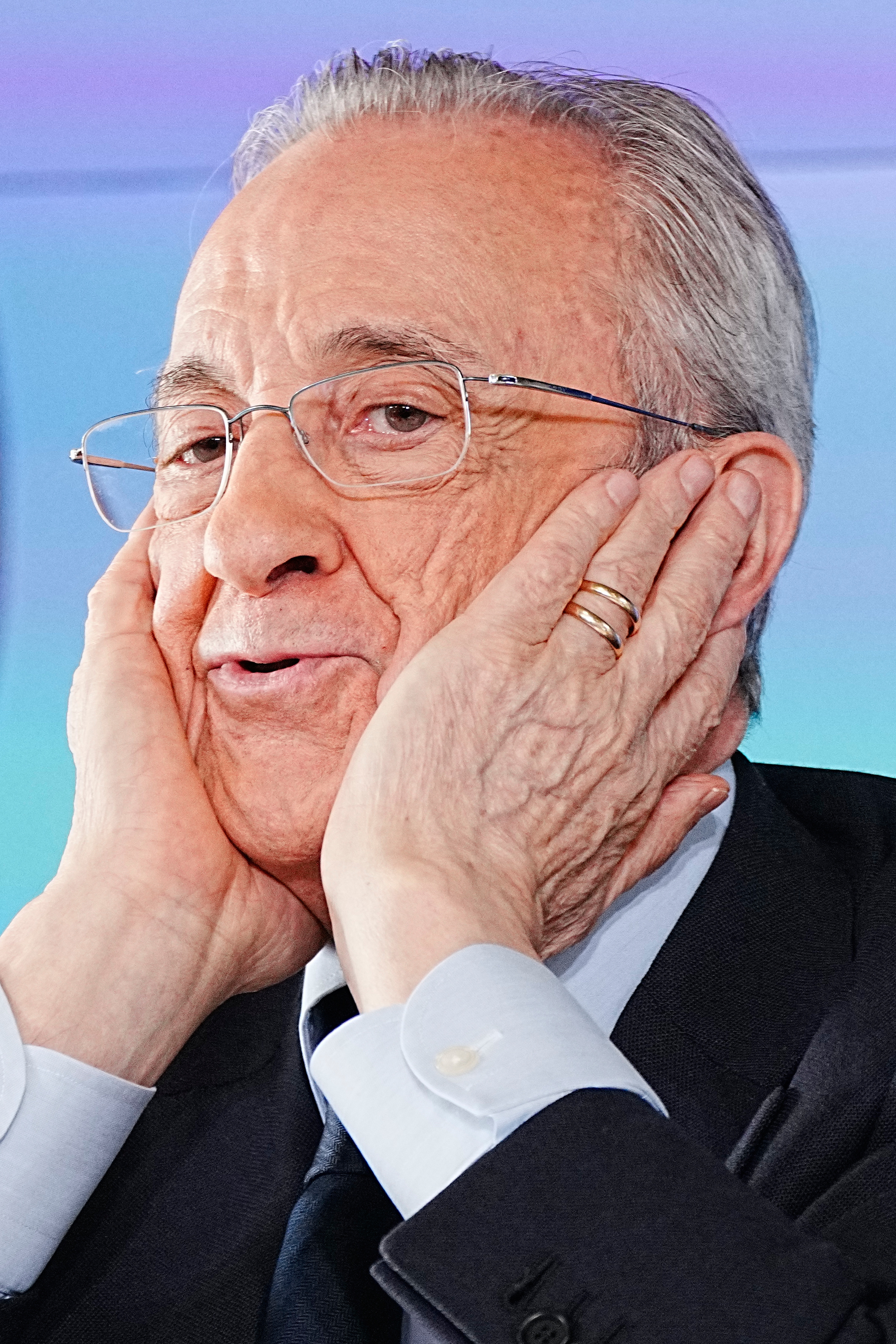 Montero, Ayuso y Florentino: el disparate en rama