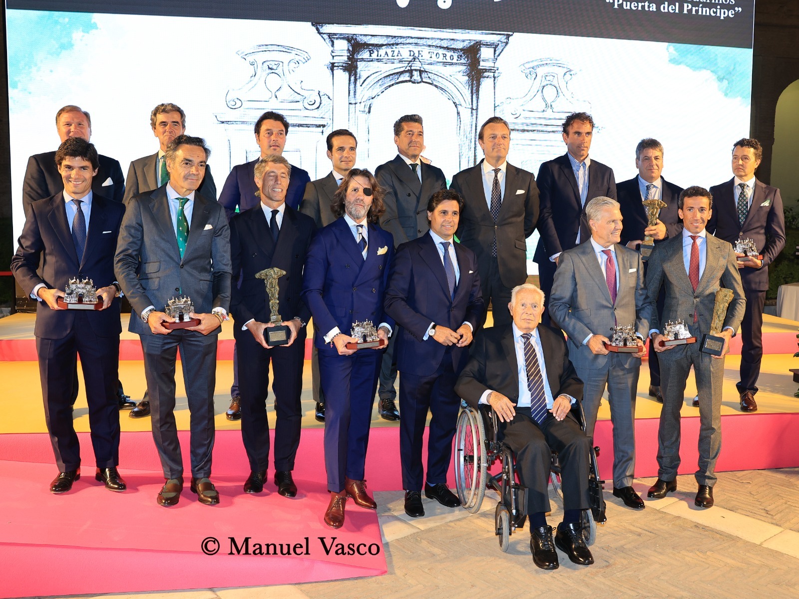 El 40 aniversario de los Premios Puerta del Pr�ncipe en Sevilla se convierte en un homenaje a Curro Romero