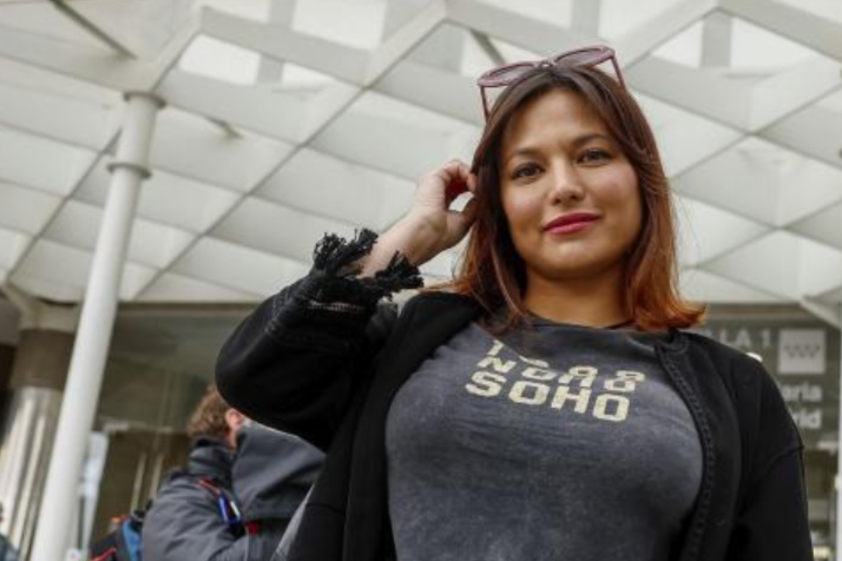 Elisa Molia� a las puertas de los juzgados de Plaza Castilla.