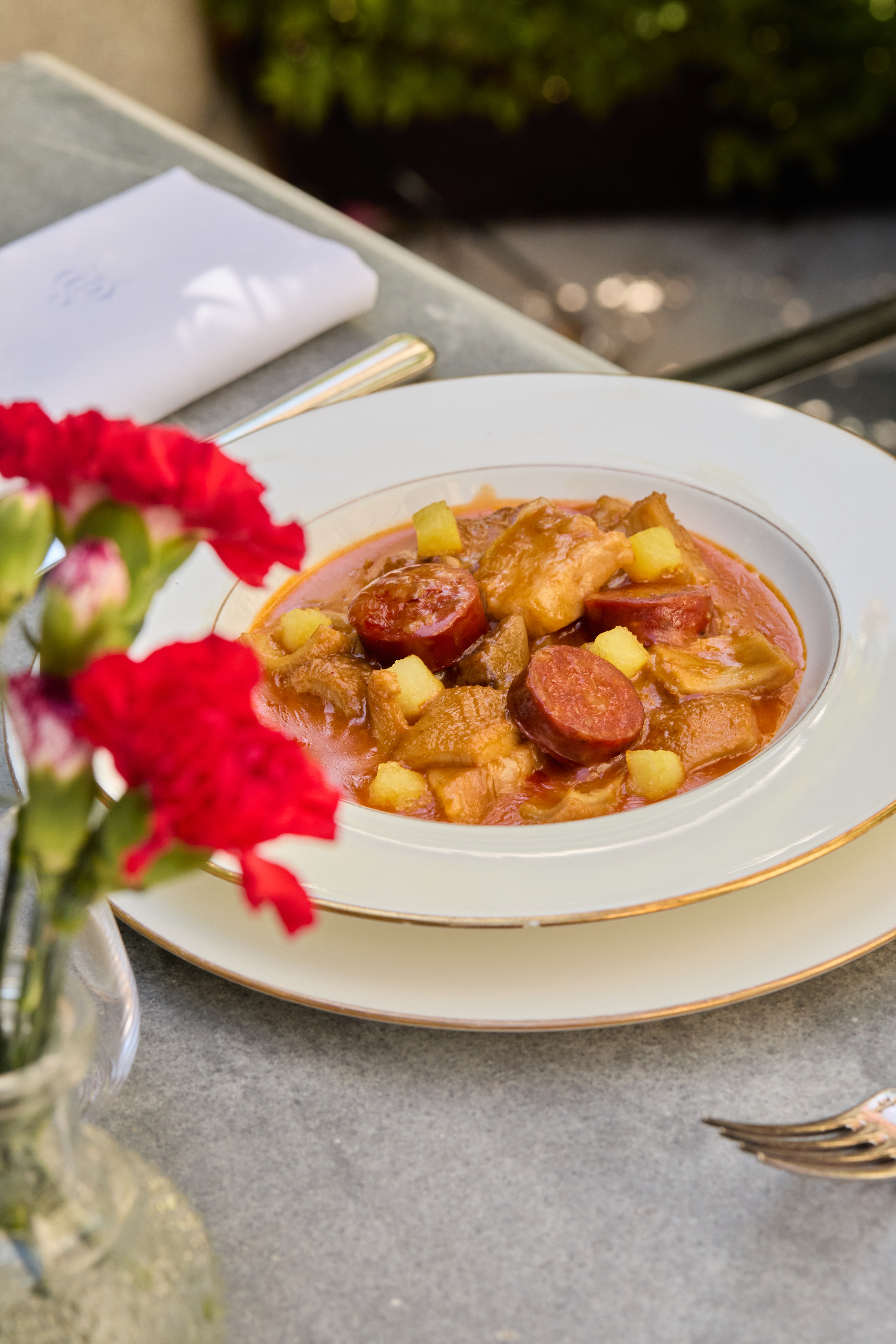 Callos a la madrile�a, uno de los platos del 'brunch' del Santo Mauro.