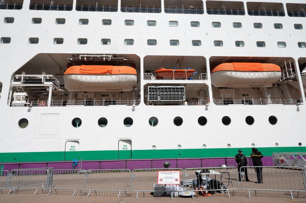 Crucero Ambition.