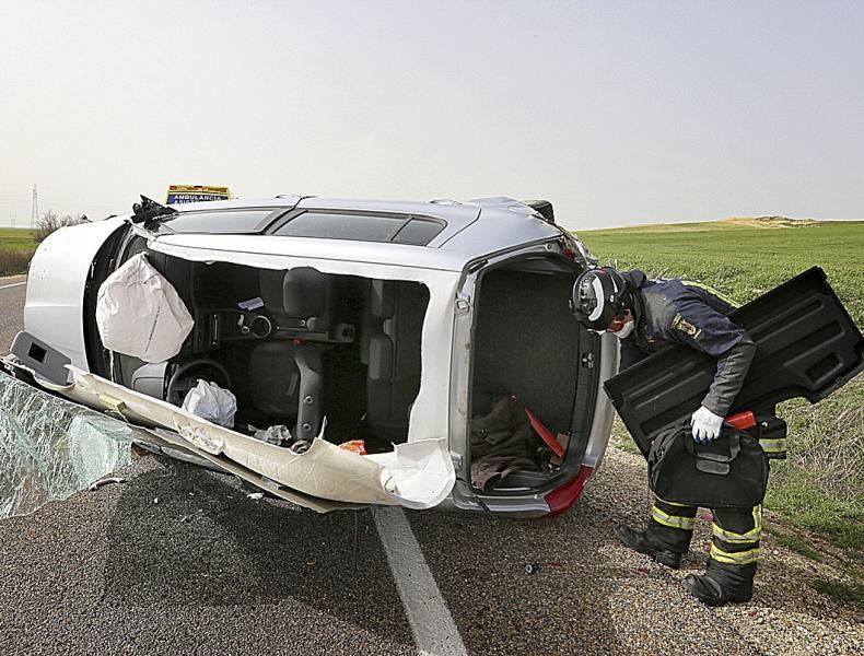 Imagen de archivo de un accidente de tr�fico ocurrido en la N610, en la provincia de Palencia