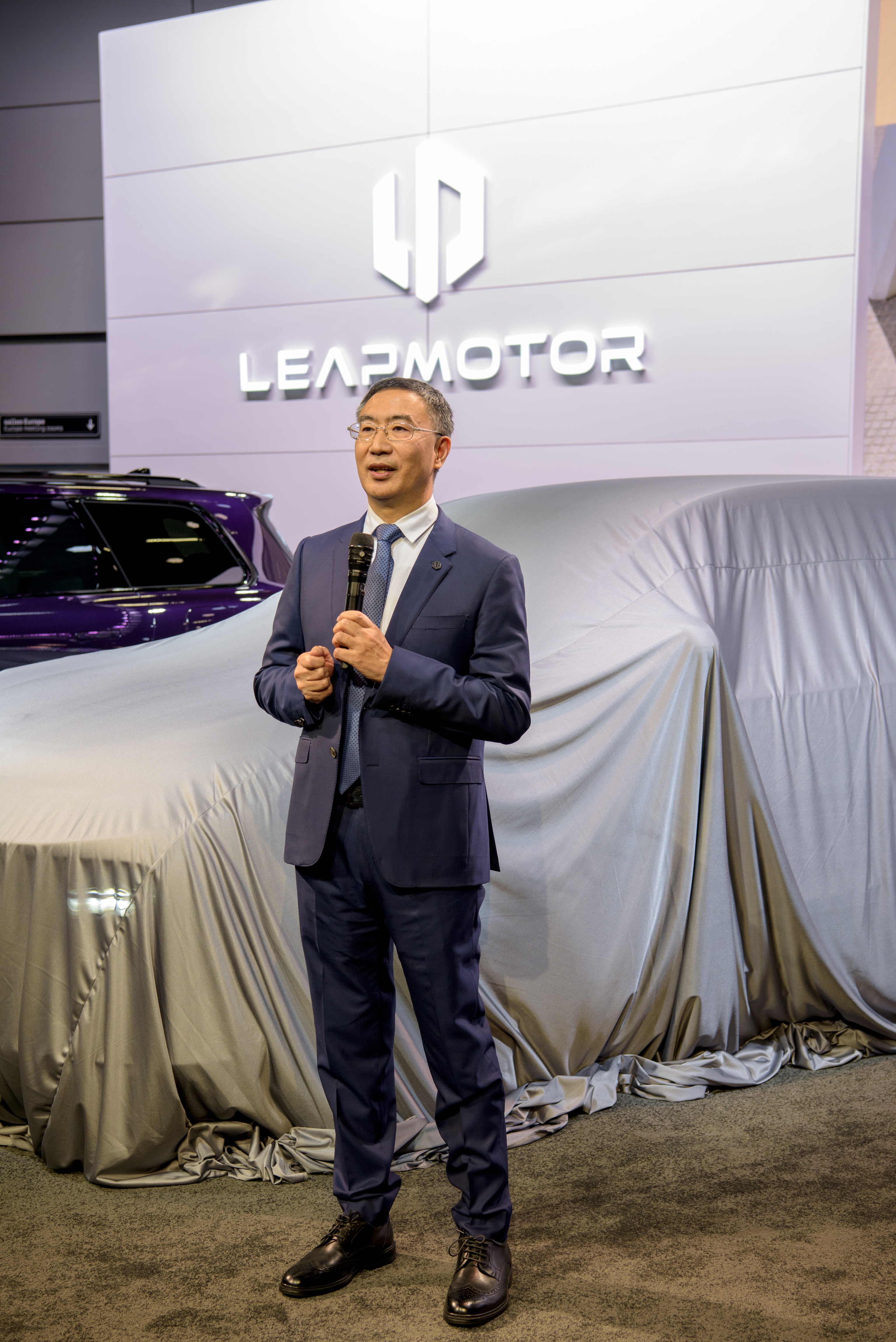 El CEO de Leapmotor, durante el lanzamiento de la marca en Europa, a finales de 2024
