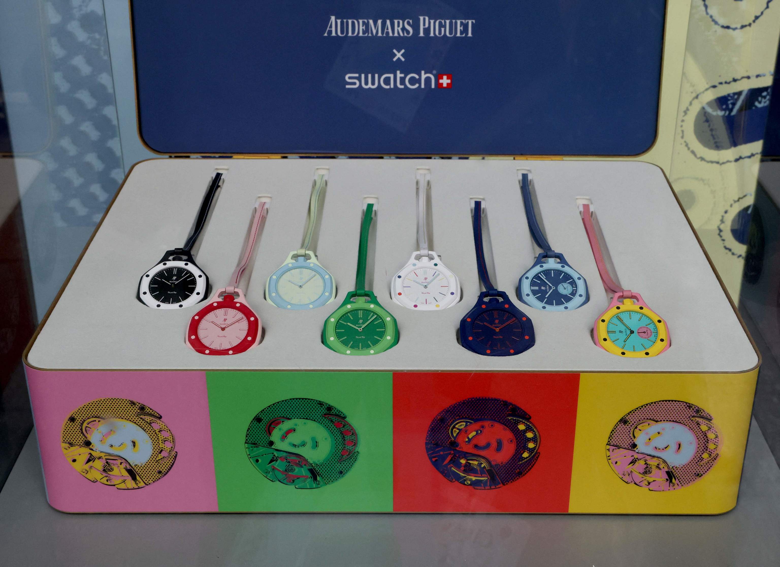 Los codiciados relojes Royas Pop de Swatch.