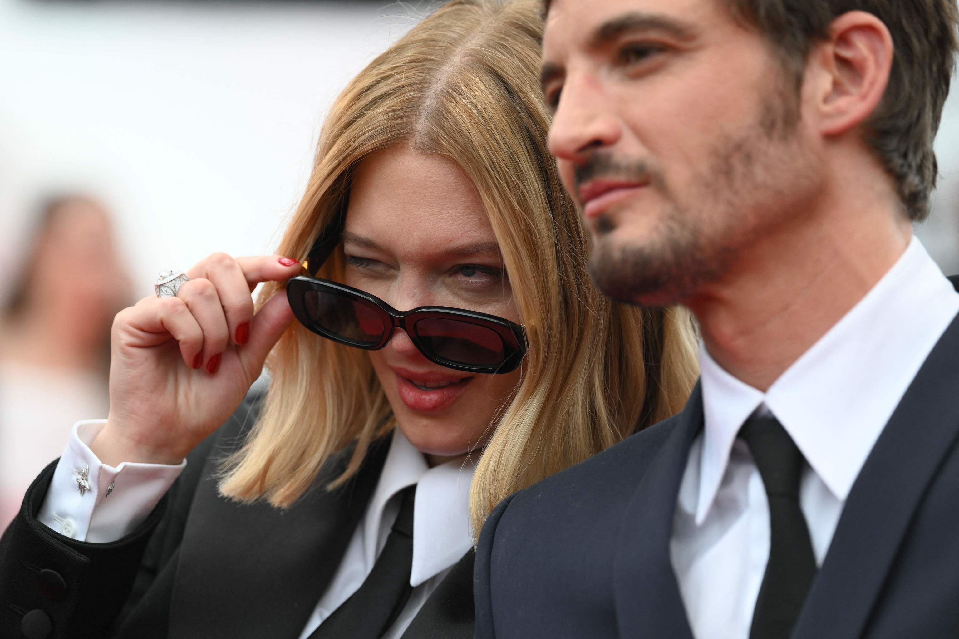 Lea Seydoux y Niels Schneider en la presentación de L'Inconnue" (The Unknown).