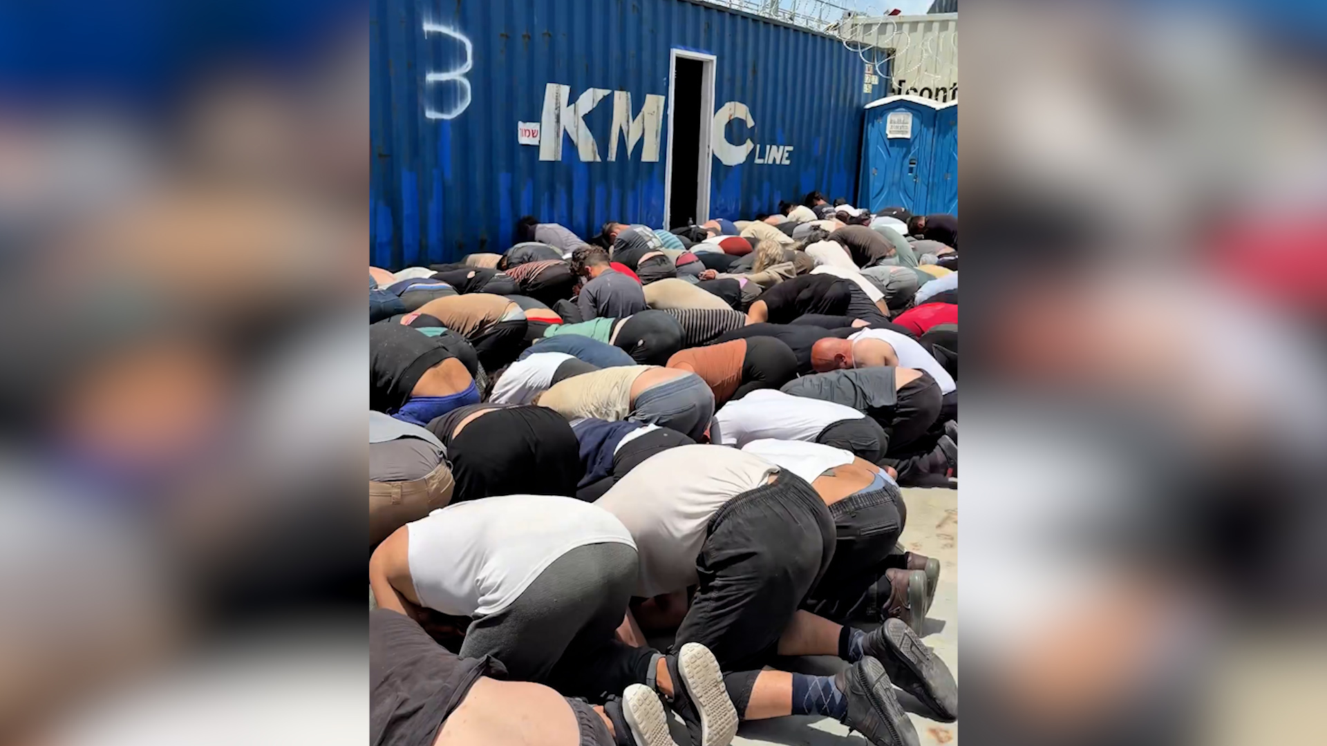 Imagen del v�deo donde se ve a los activistas de la flotilla
