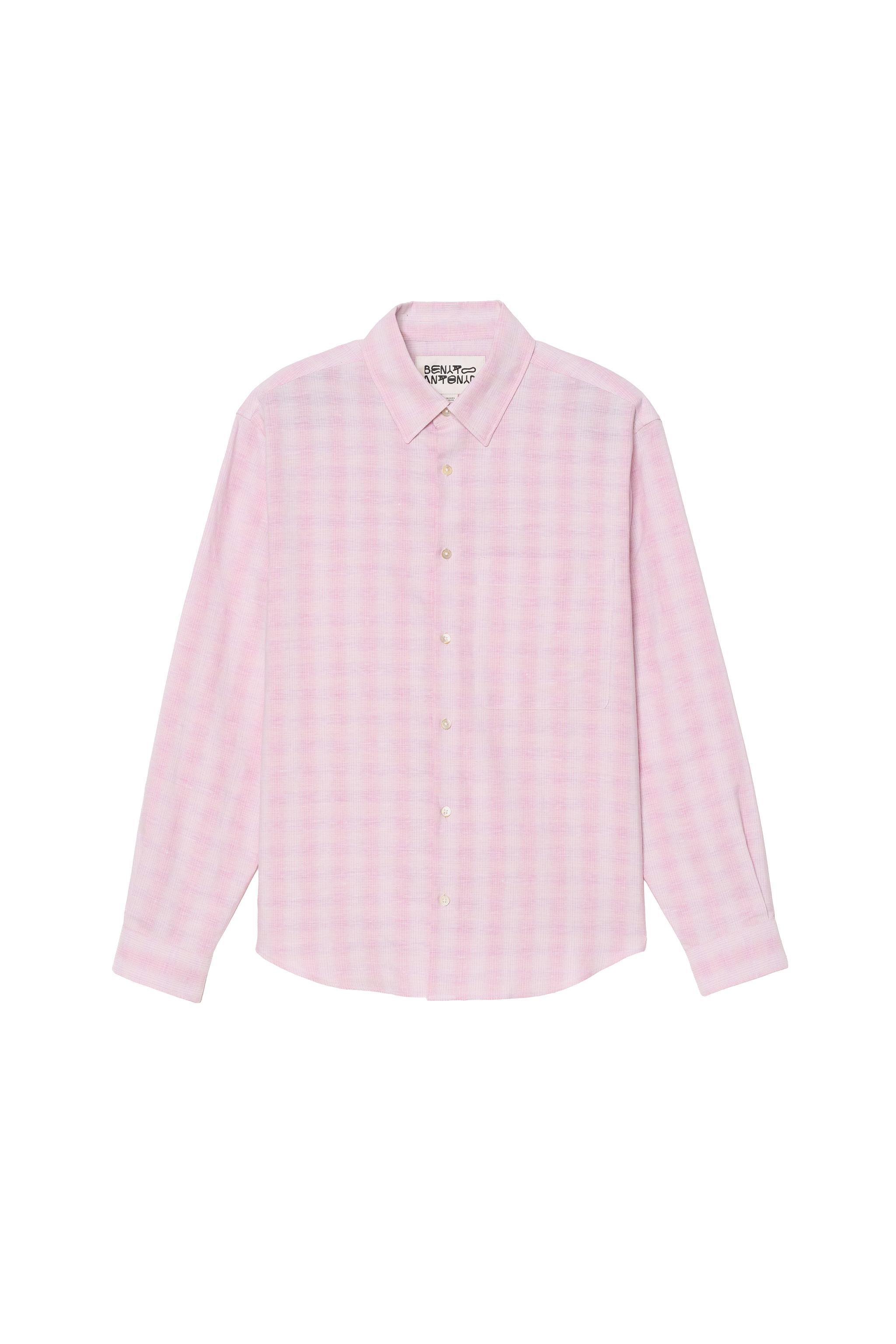 Ya est� aqu� la colecci�n de Bad Bunny x Zara; estas son nuestras prendas favoritas con las que revolucionar�s tus estilismos en sus conciertos de Barcelona y Madrid: camisa de cuadros
