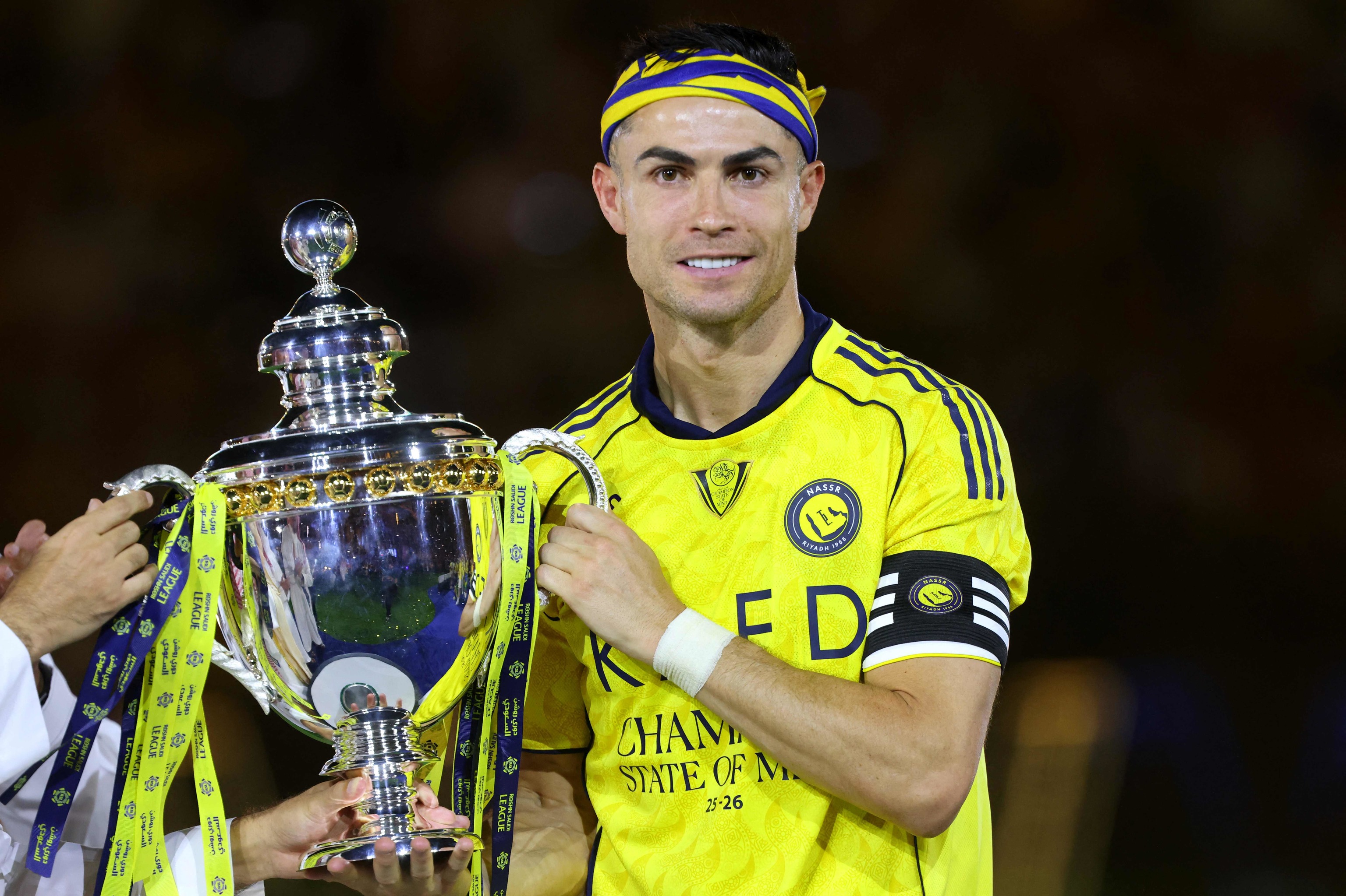 Cristiano Ronaldo firma un doblete para conquistar su primera liga en  Arabia | Fútbol
