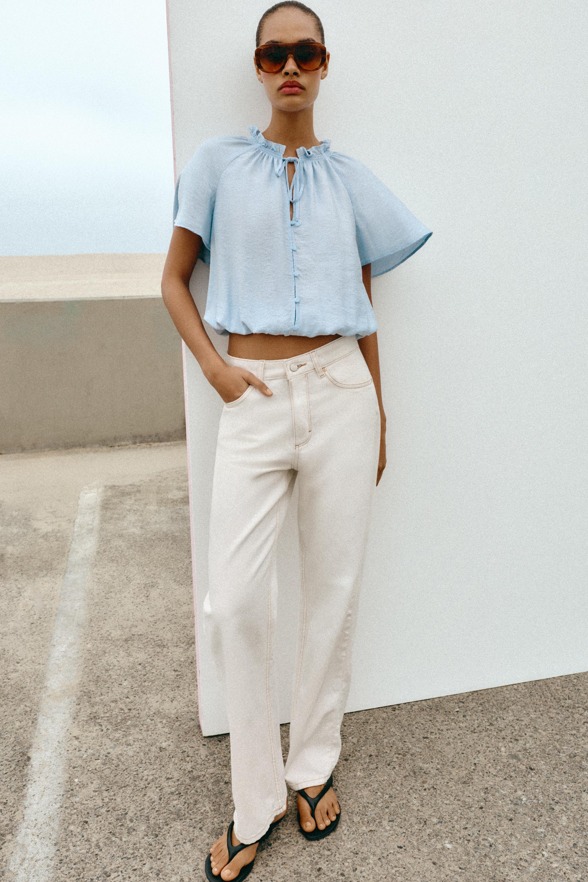 Los vaqueros blancos rectos de Zara que hacen tipazo y combinan con blusas rom�nticas o de lino: est�n arrasando esta primavera-verano
