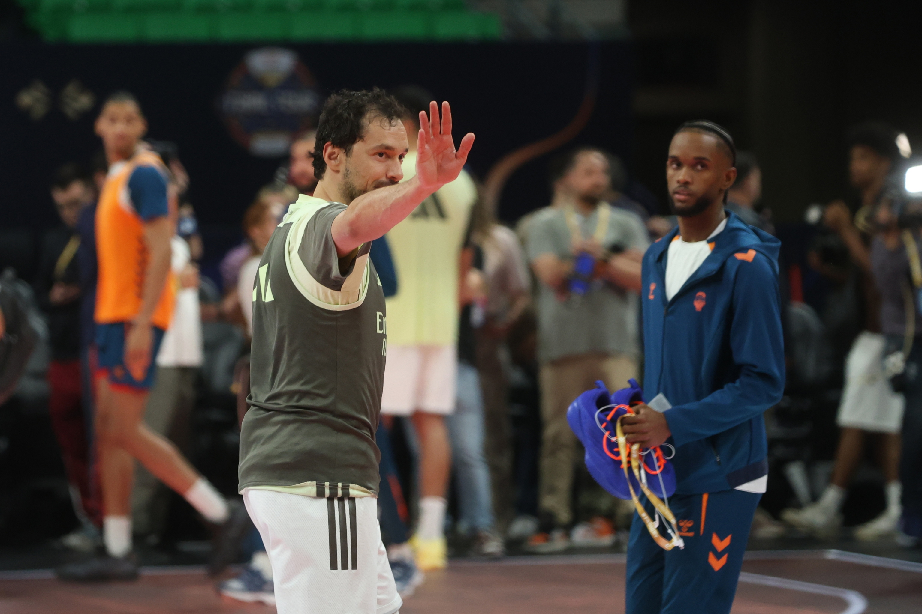 Llull y Montero, durante el entrenamiento del jueves en el OAKA.