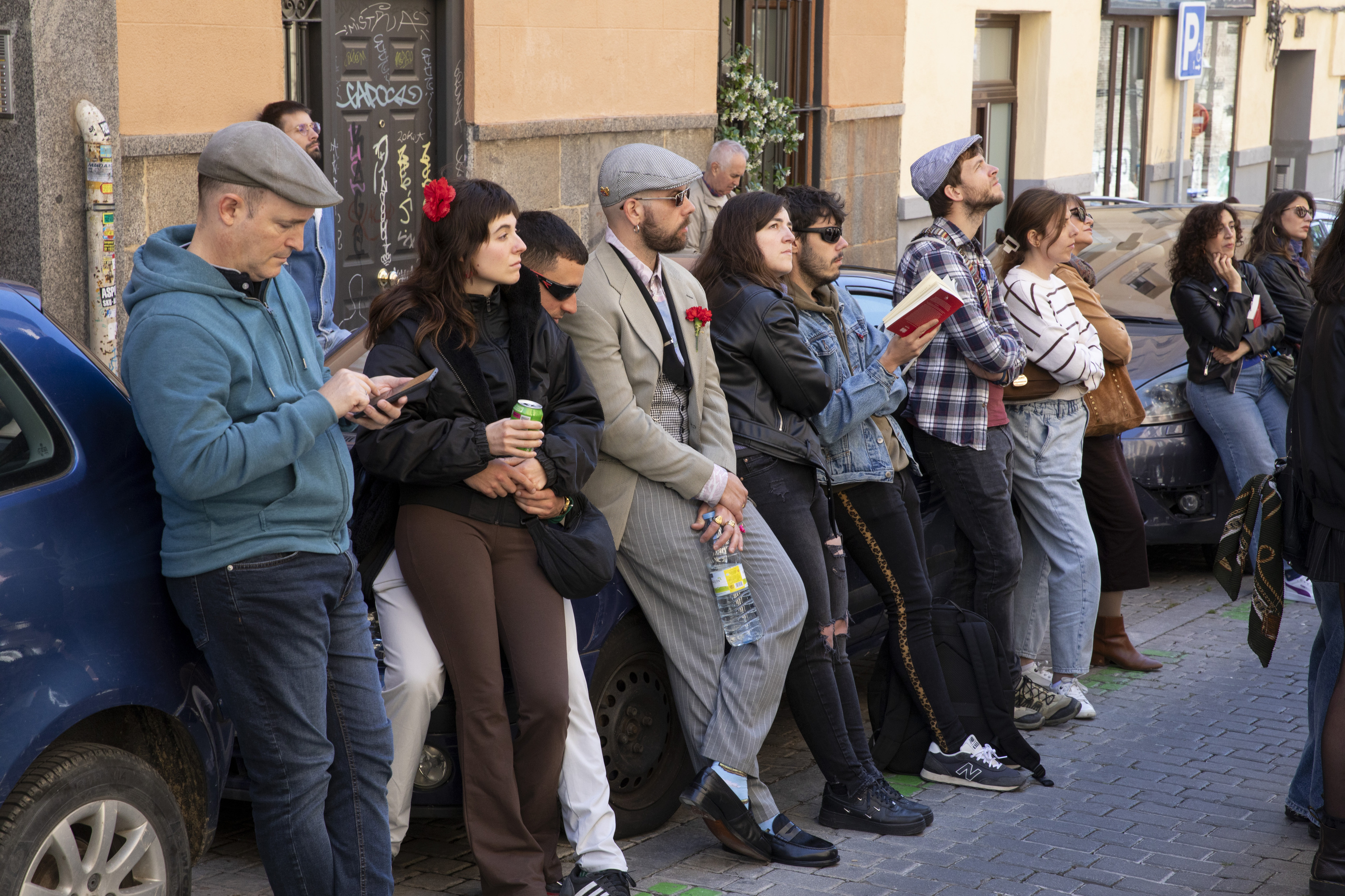 P�blico y poetas asisten al recital, la pasada semana.