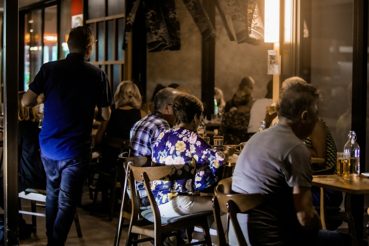 Terremoto en la hosteler�a: Espa�a cambia las normas y puedes exigir en bares y restaurantes raciones m�s peque�as y las sobras gratis