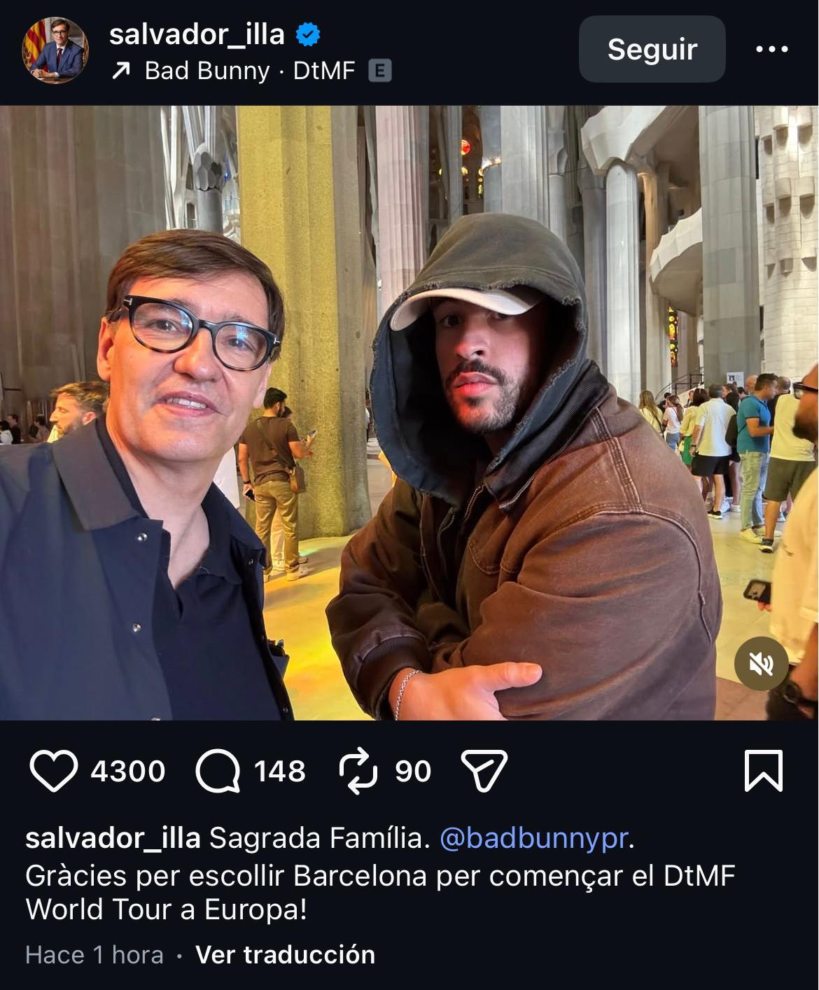 Illa y Bad Bunny en la Sagrada Familia