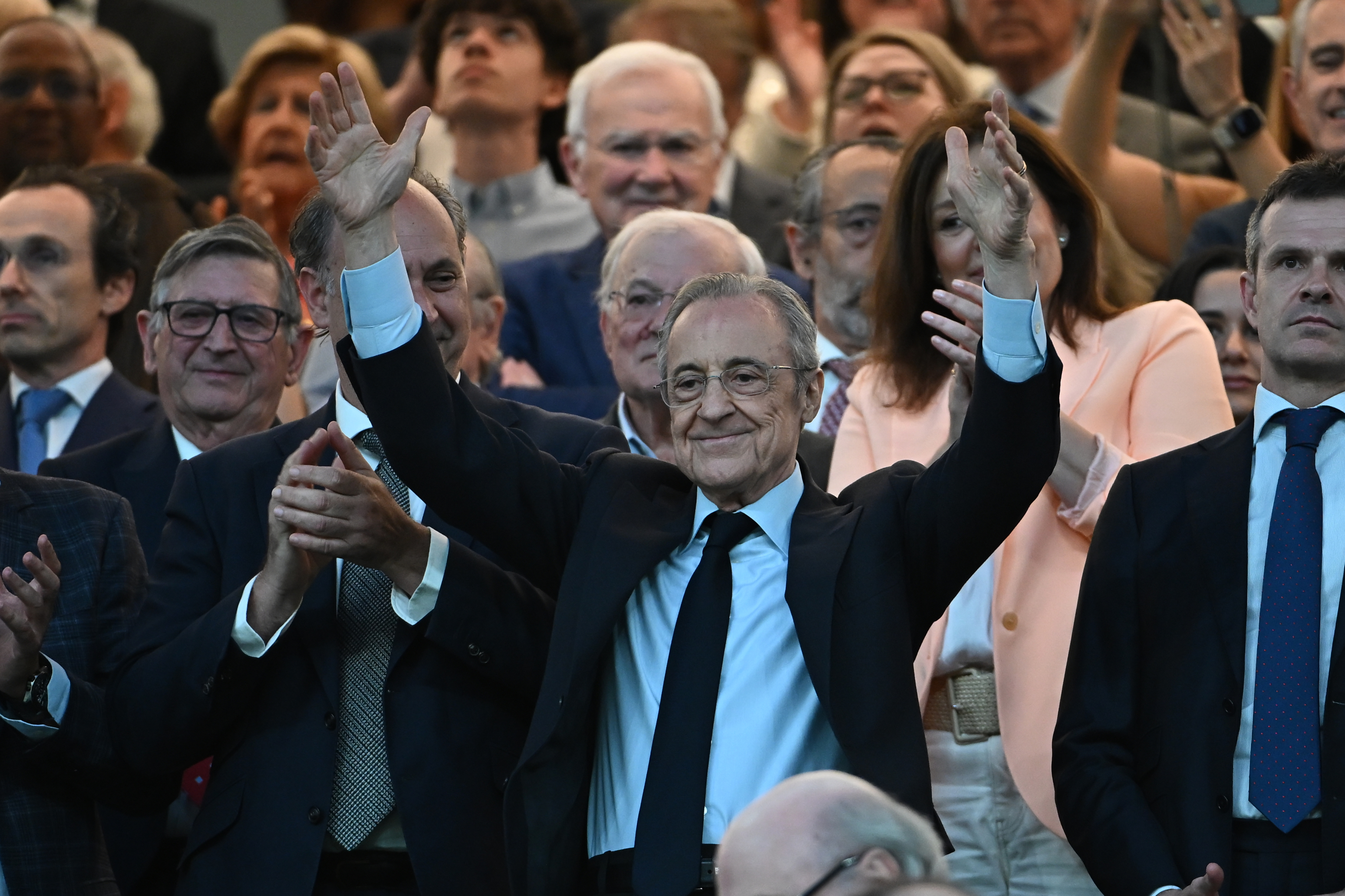 Florentino P�rez, en el palco.