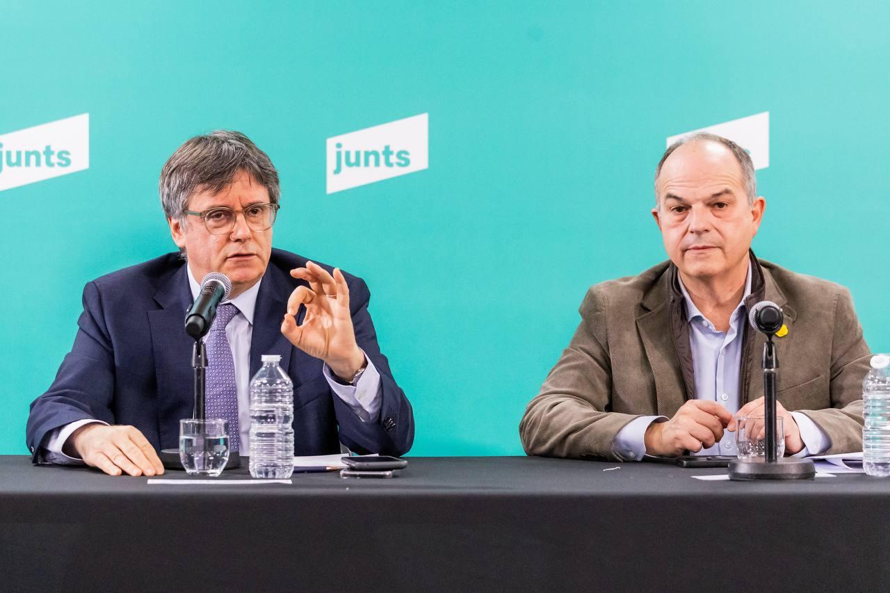 Carles Puigdemont y Jordi Turull en una reunión de Junts