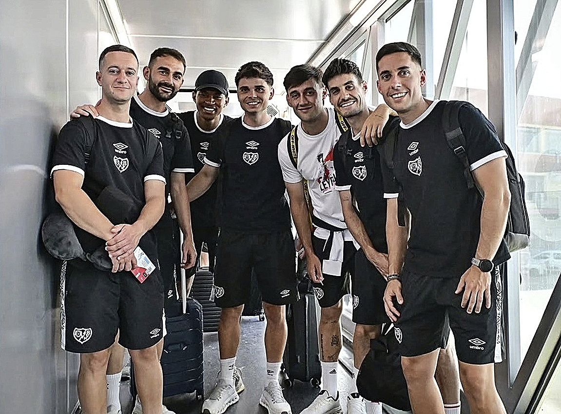 Los jugadores del Rayo, antes de