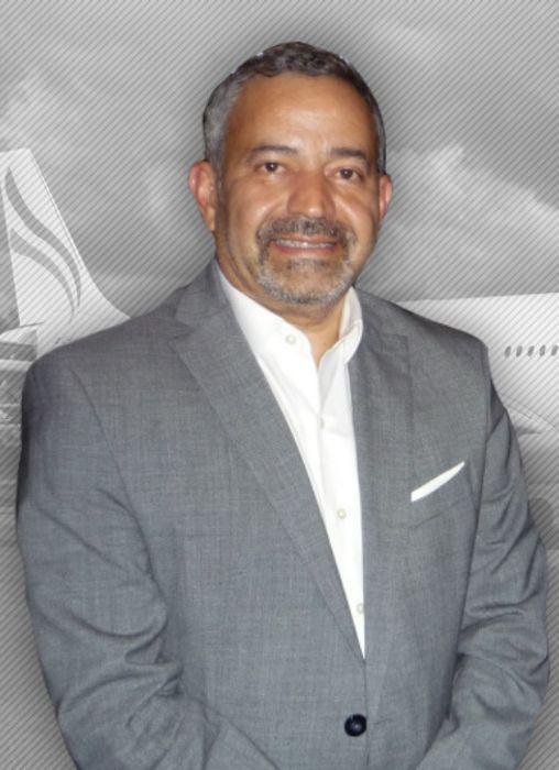 Rodolfo Reyes.