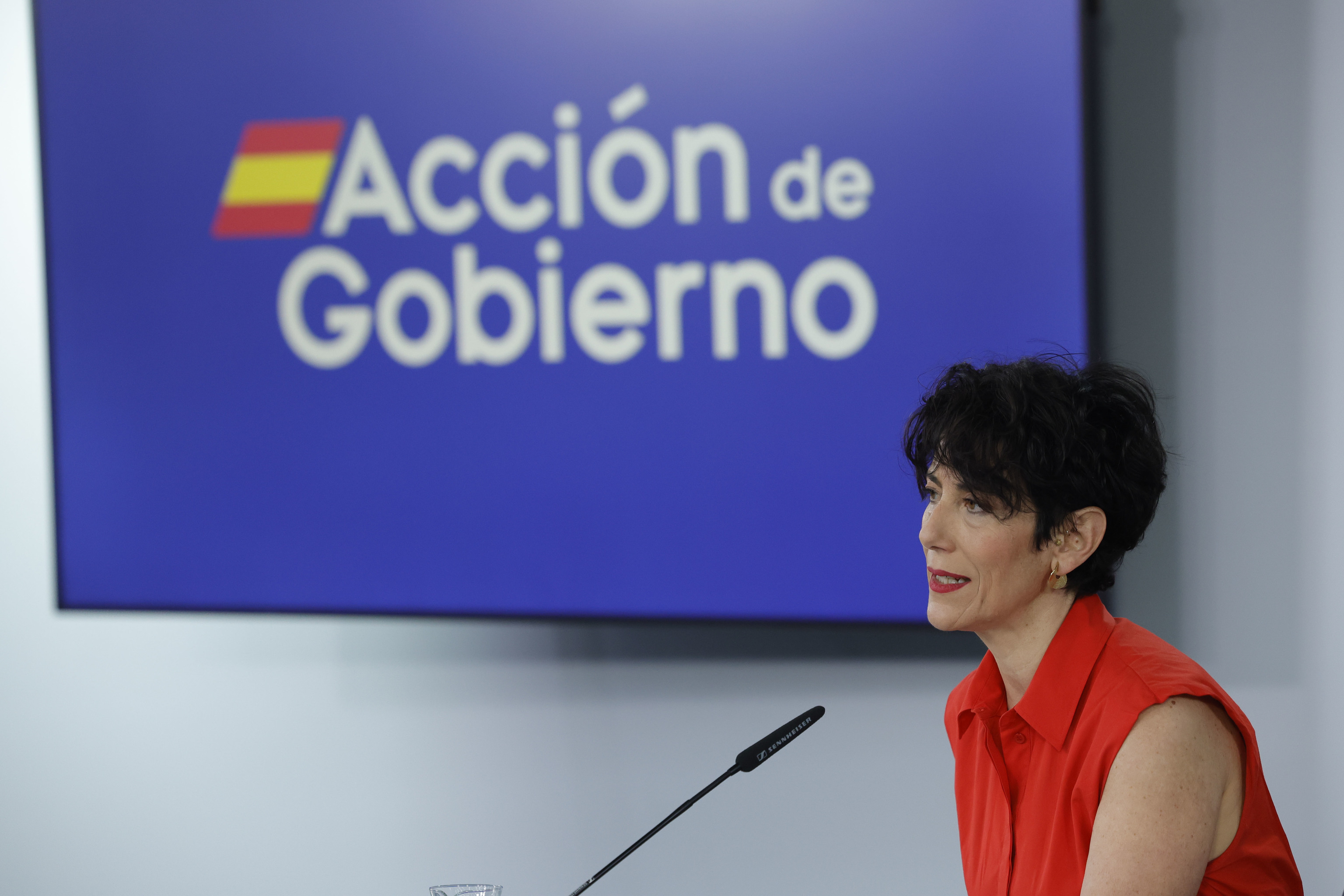 La ministra de Inclusi�n, Seguridad Social y Migraciones y portavoz del Gobierno, Elma Saiz, en rueda de prensa tras el Consejo de Ministros.