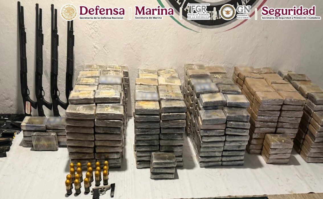 Parte de la droga incautada en Chiapas.