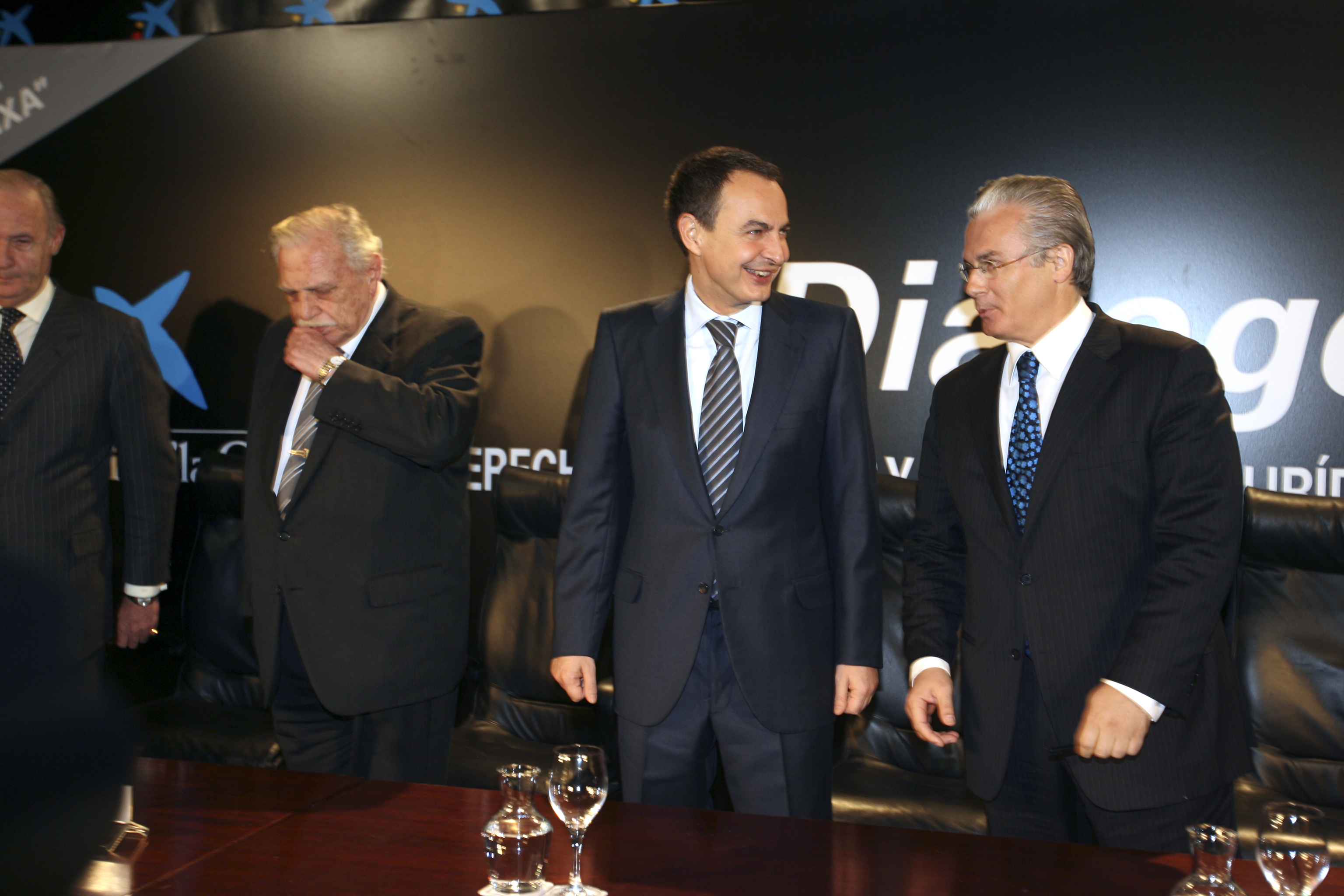 Zapatero y Baltasar Garz�n, en el ciclo 'Di�logos sobre Derechos Humanos y Seguridad Jur�dica en Iberoam�rica', en 2007.