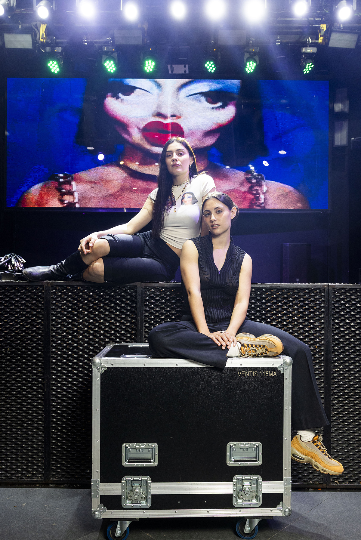 Pipiolas son las cantantes y actrices Adriana Ubani (izq. y Paula Reyes (dcha.). Formado en 2020, el d�o ha publicado dos discos: No hay un dios (2023) y Pipiolas (2026), ambos con el sello Elefant Records.