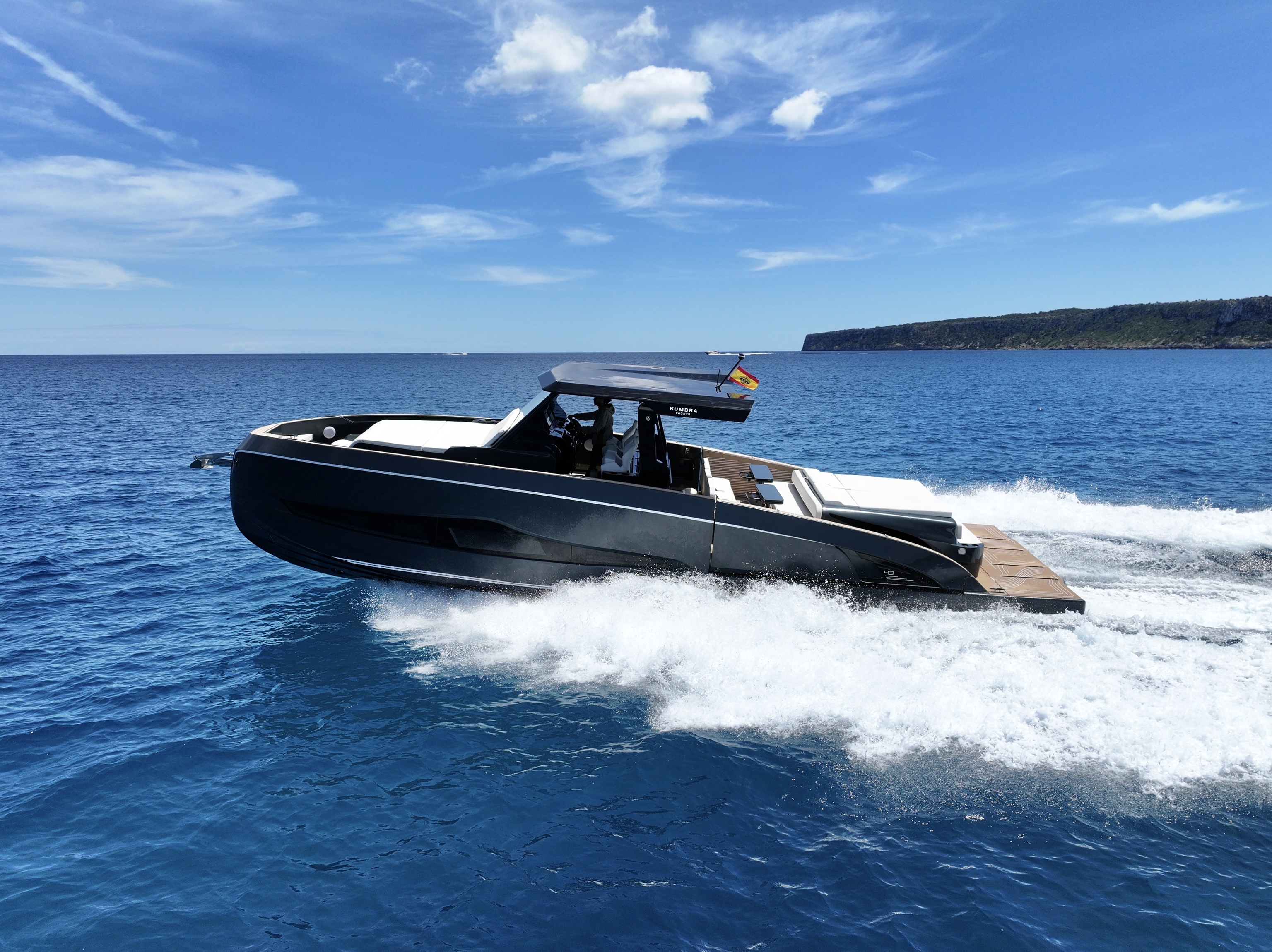 El nuevo Kumbra 43, en las aguas de Mallorca.