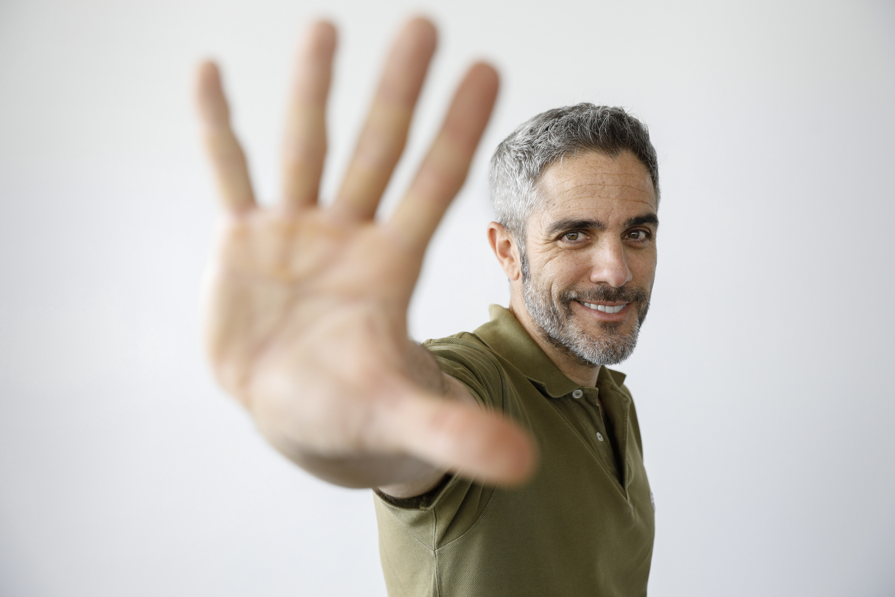 Roberto Leal posa para la entrevista.
