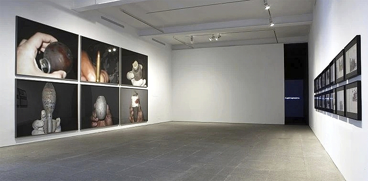 Imágenes de la serie de Walid Raad atribuida al ficticio Atlas Group, en el Museo Reina Sofía.