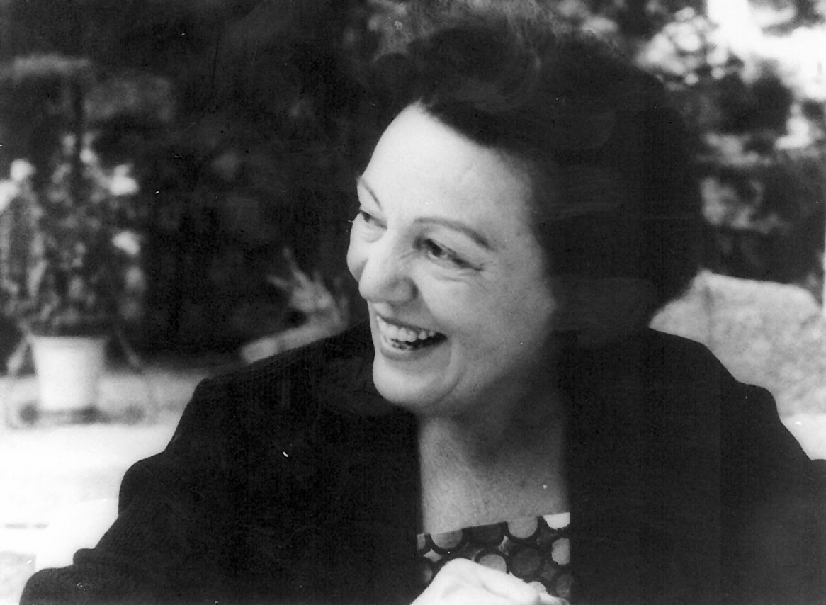 Conchita Rágago, mujer de Carlos Jiménez Díaz, en 1962