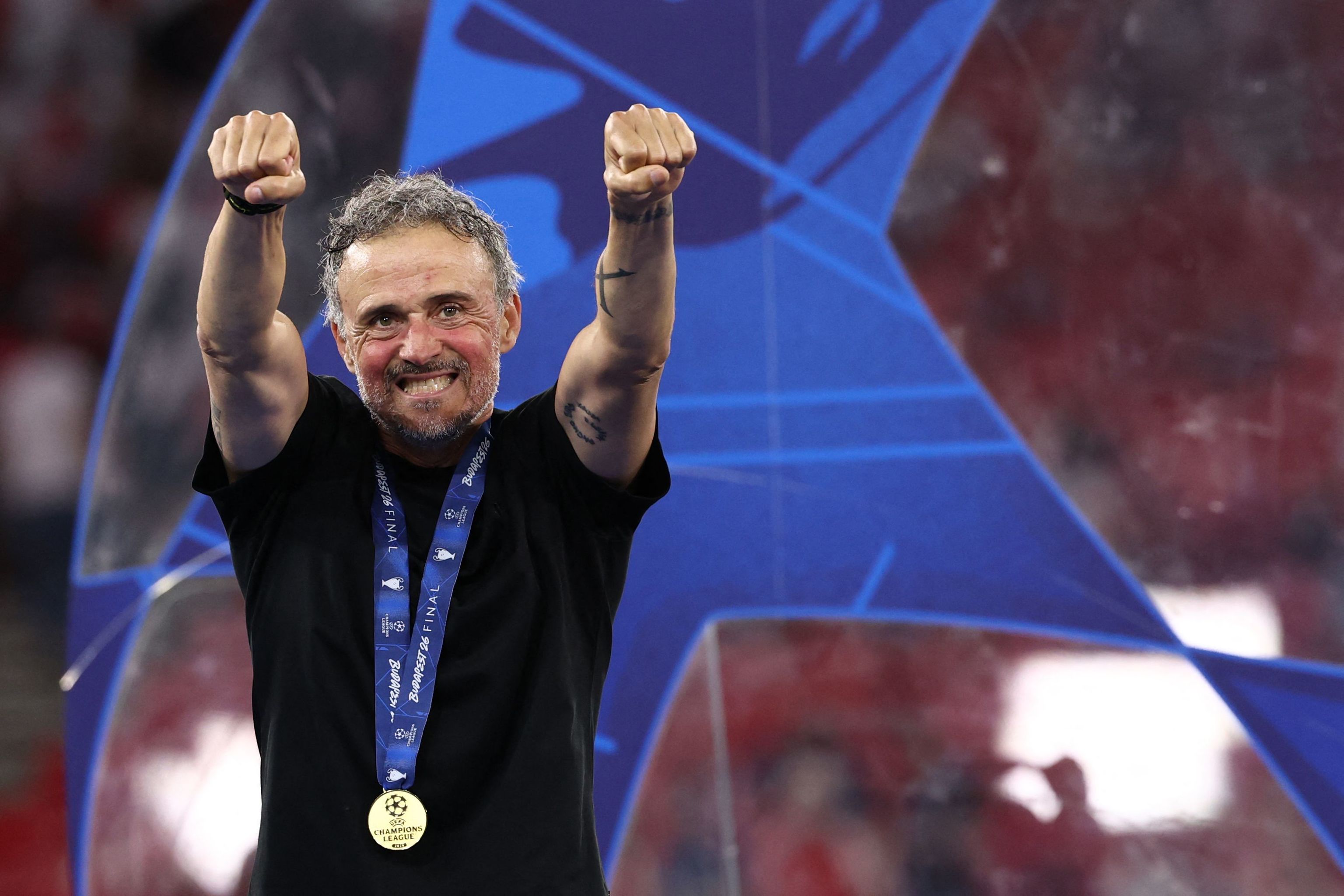 Luis Enrique celebra su tercera Champions.