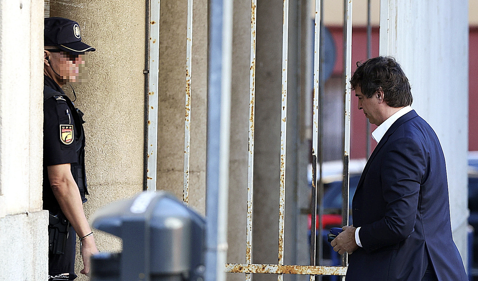 Las acusaciones del caso del 'hermanísimo' confían en un testimonio clave:  la aspirante a la que no le preguntaron "nada" en la entrevista | España
