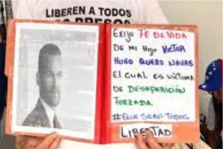 Pancarta de solidaridad en defensa de Víctor Hugo Quero. Laboratorio de Paz
