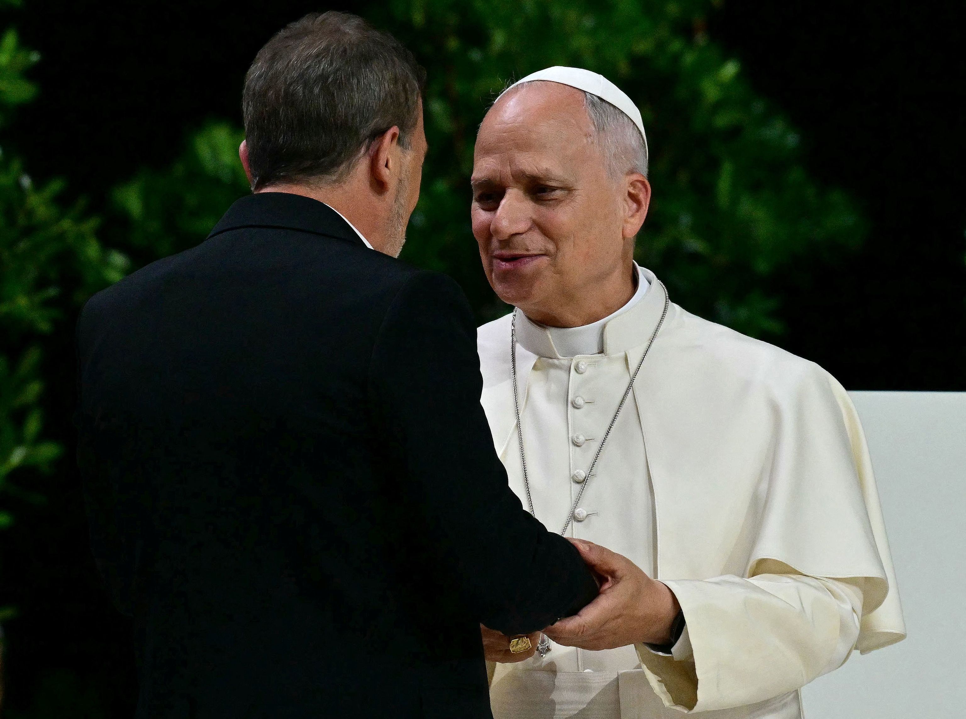 El Papa ha hablado amistosamente con Banderas.