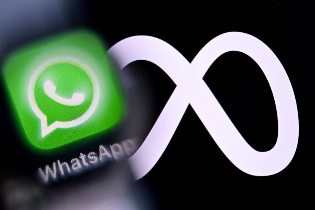 Ilustración con los logos de WhatsApp y Meta
