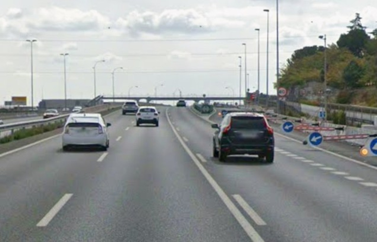 El tramo de la A6 con cámaras que vigilan la línea continua
