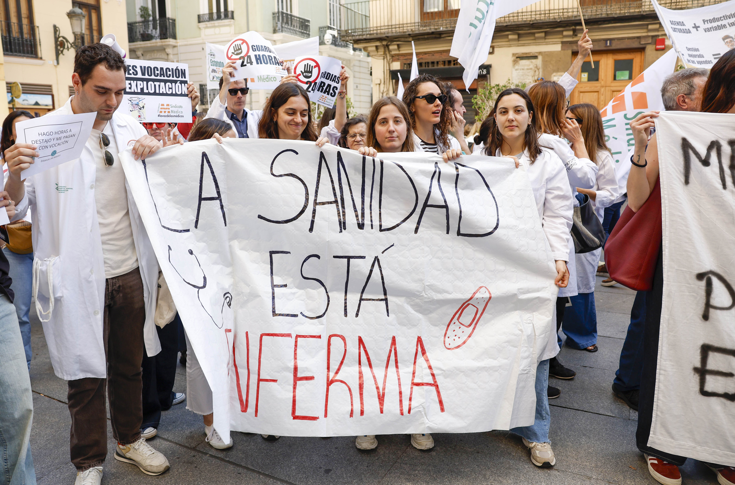 Manifestaciones de los médicos contra el Estatuto Marco en Valencia el pasado mes de mayo.