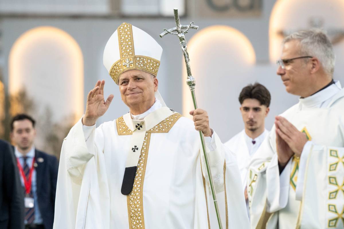 El papa León XIV, en la misa multitudinaria en Las Palmas de Gran Canaria
