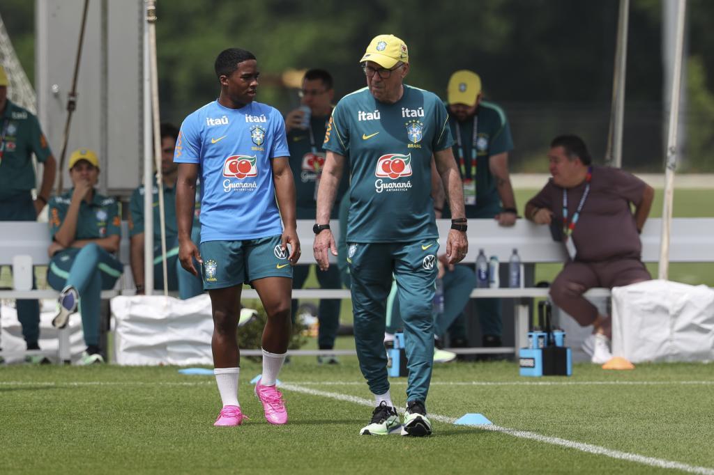 Entrenamiento de la selección de Brasil.